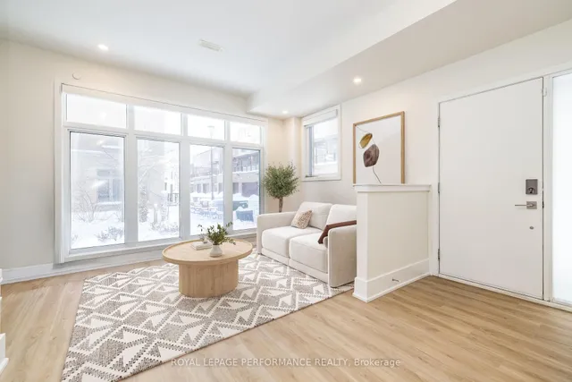 225 Makadewa Private, Ottawa 3