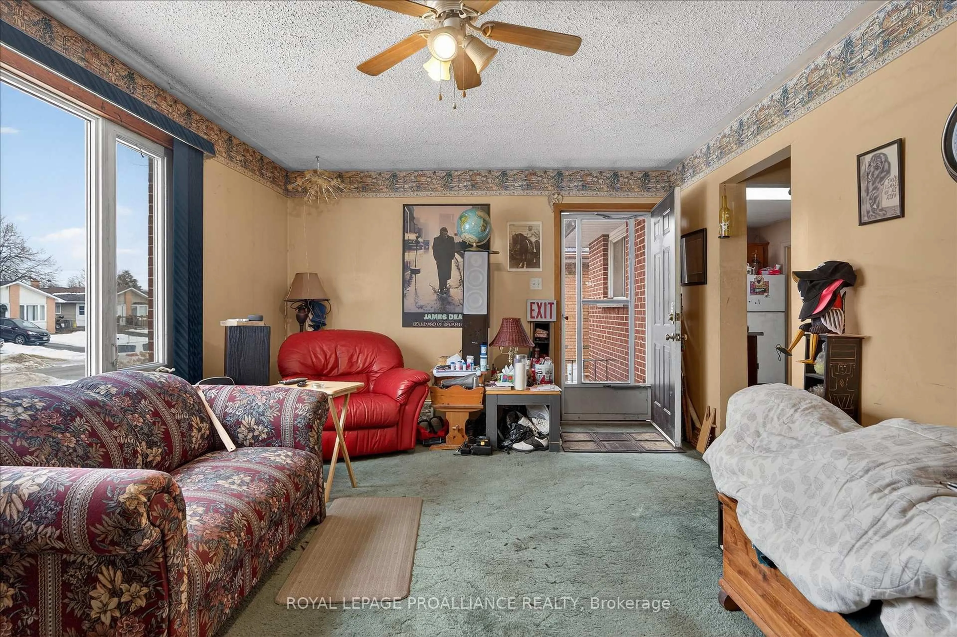 Living room with furniture, unknown for 829 Orpington Rd, Peterborough Ontario K9J 4A6