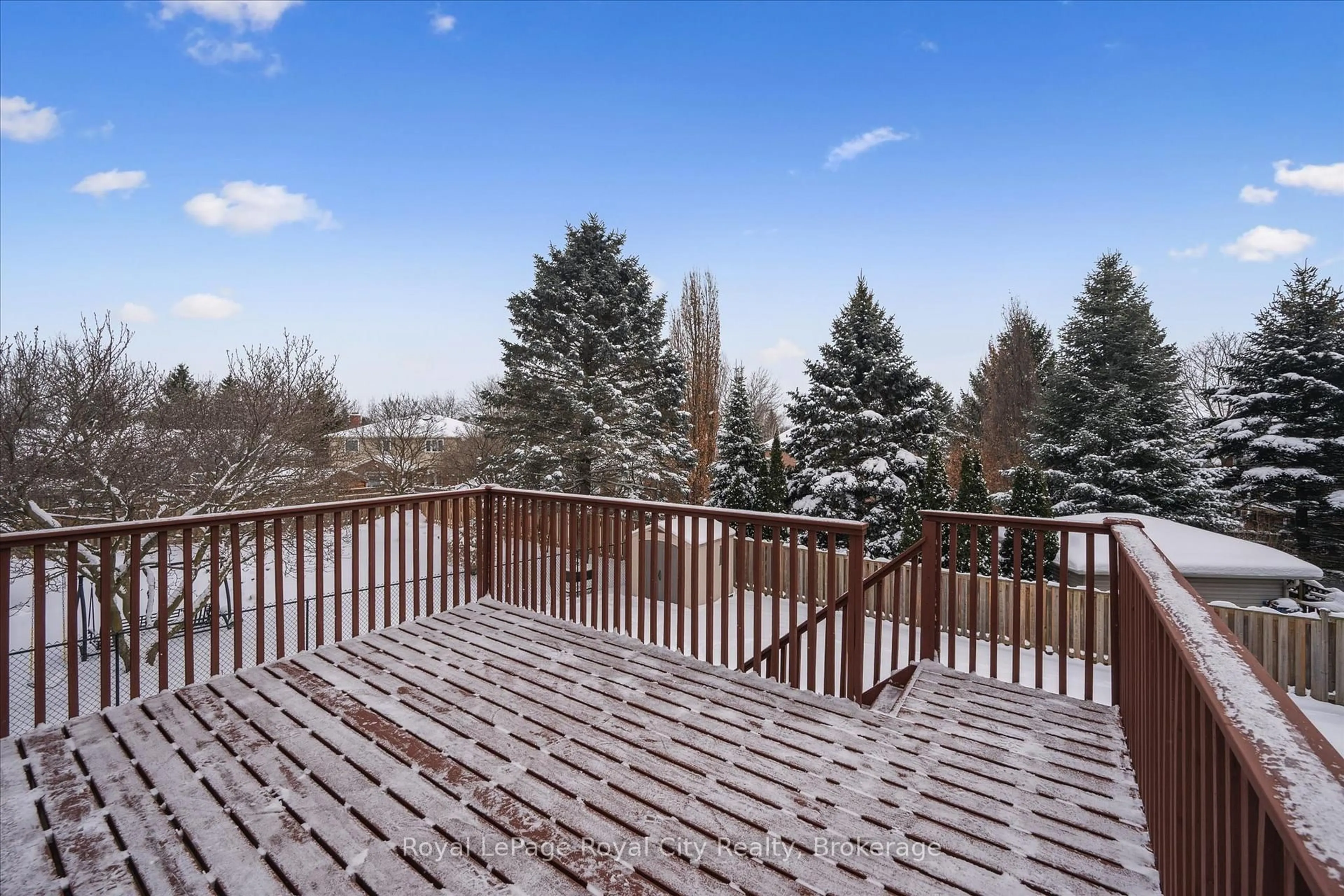 Patio, unknown for 22 Pheasant Run Dr, Guelph Ontario N1C 1B2