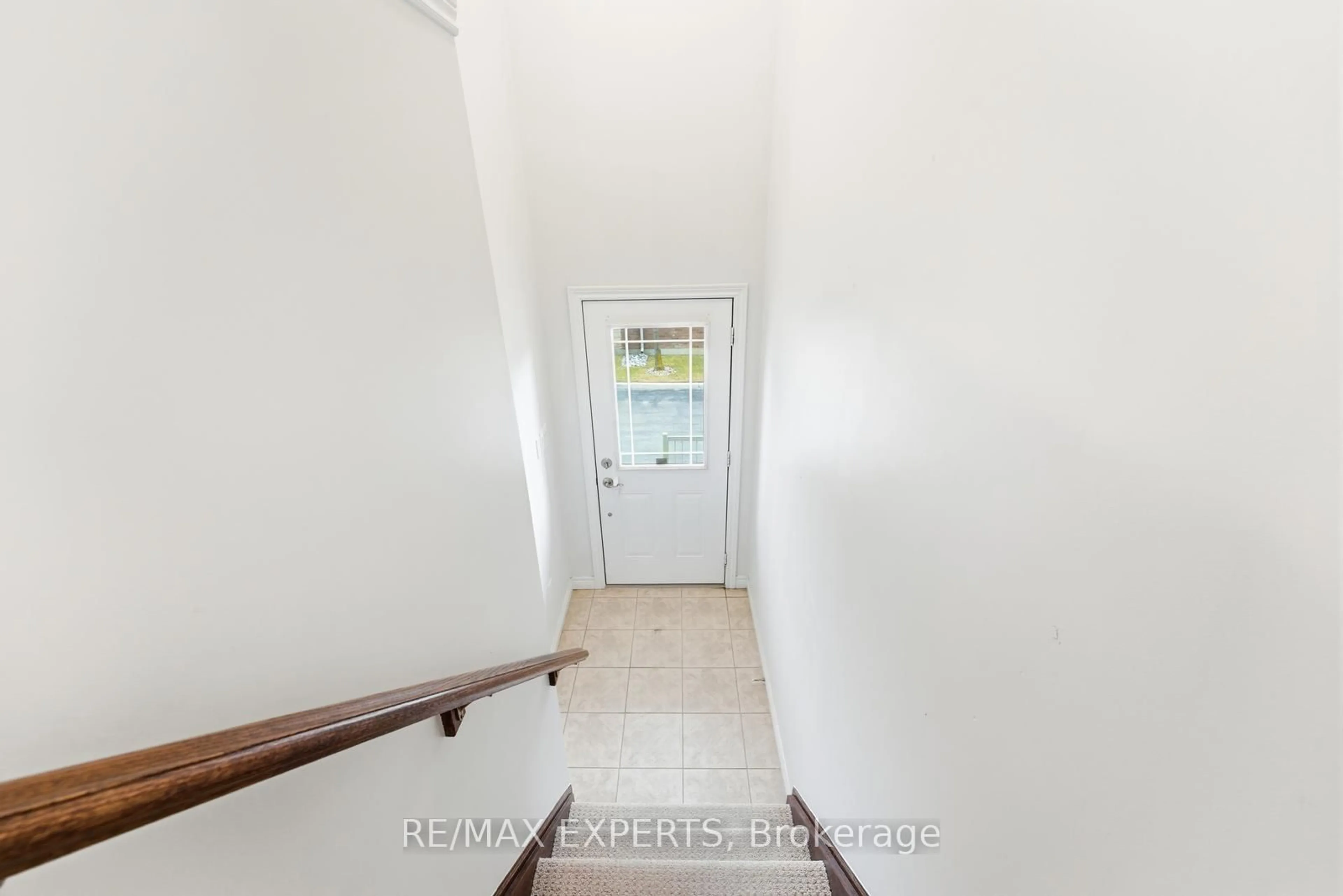 Unknown for 25 Viking Dr #10, Hamilton Ontario L0R 1C0