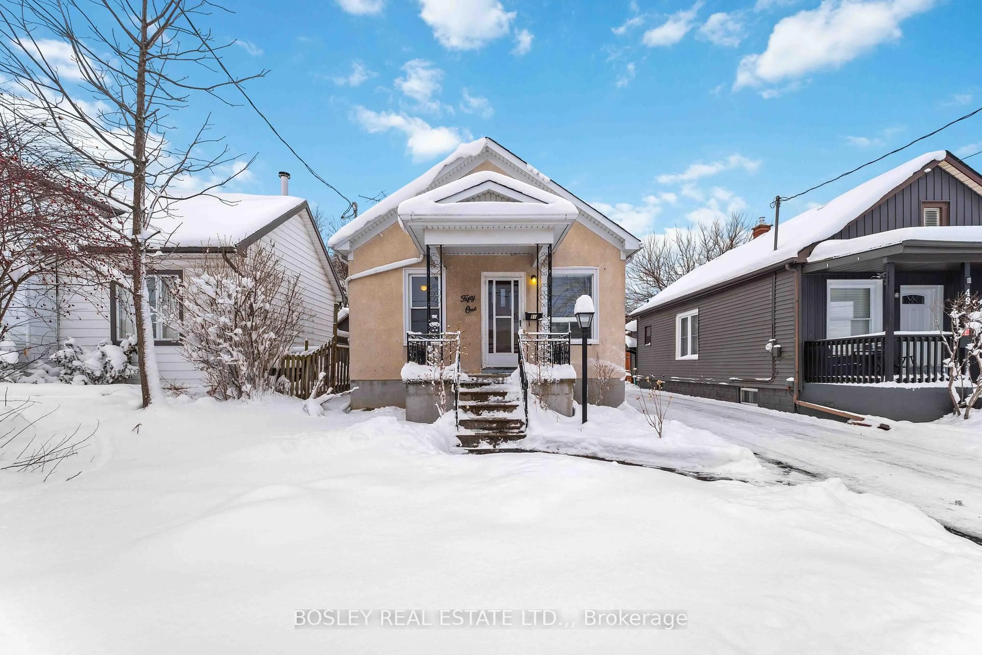 Unknown for 51 Queen St, Thorold Ontario L2V 3N2