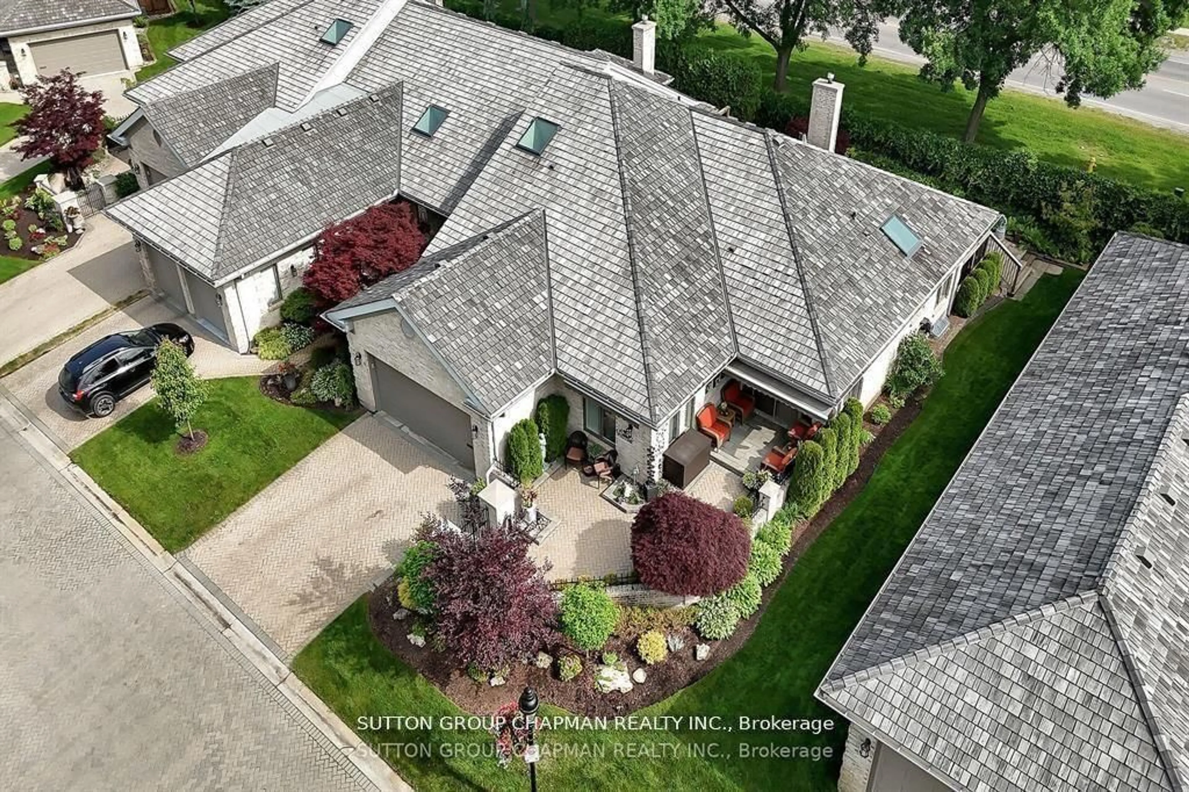 A pic from outside/outdoor area/front of a property/back of a property/a pic from drone, street for 1200 Riverside Dr #4, London North Ontario N6H 5C6