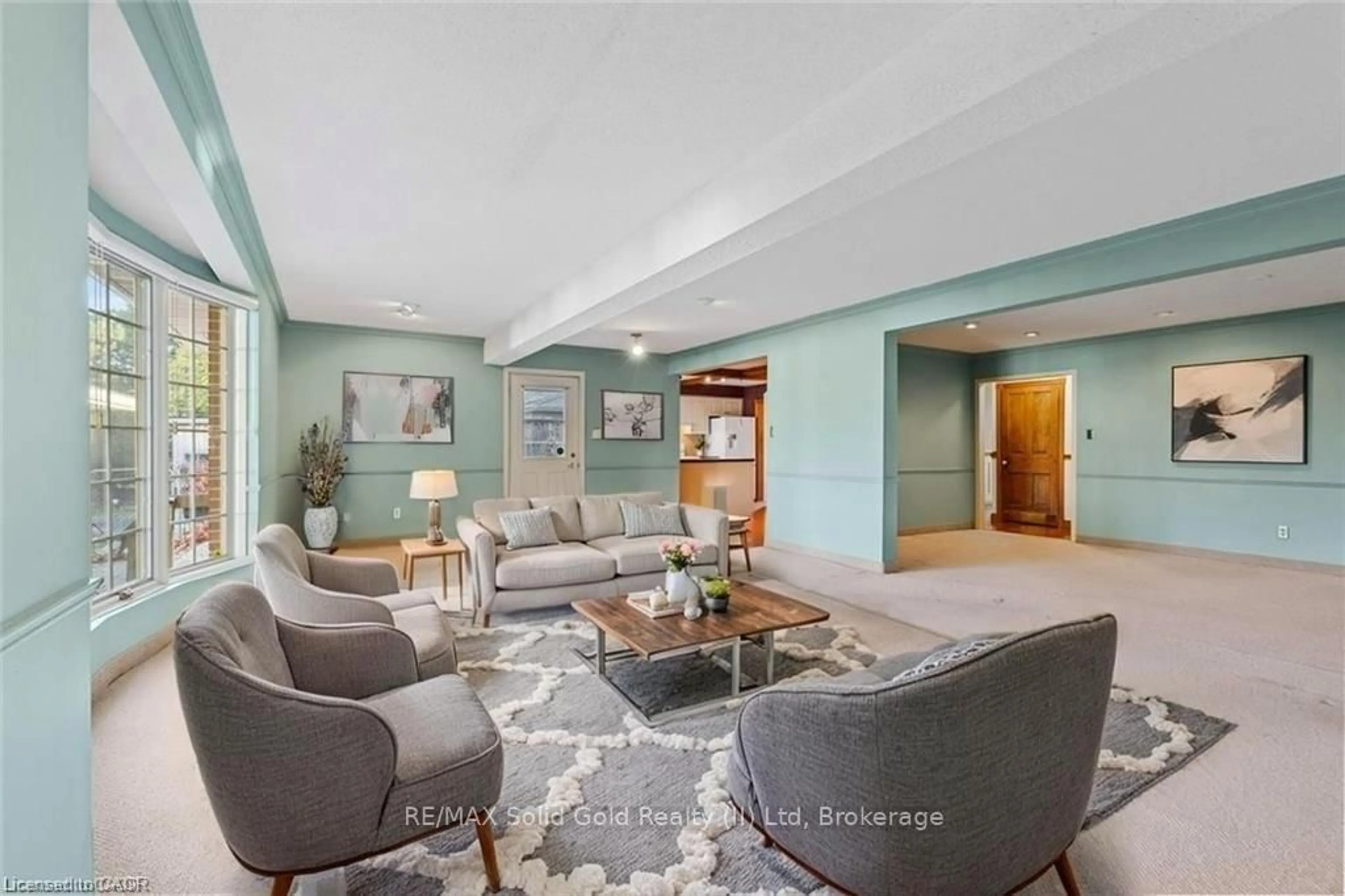 Living room with furniture, unknown for 457 Stillmeadow Circ, Waterloo Ontario N2L 5M1