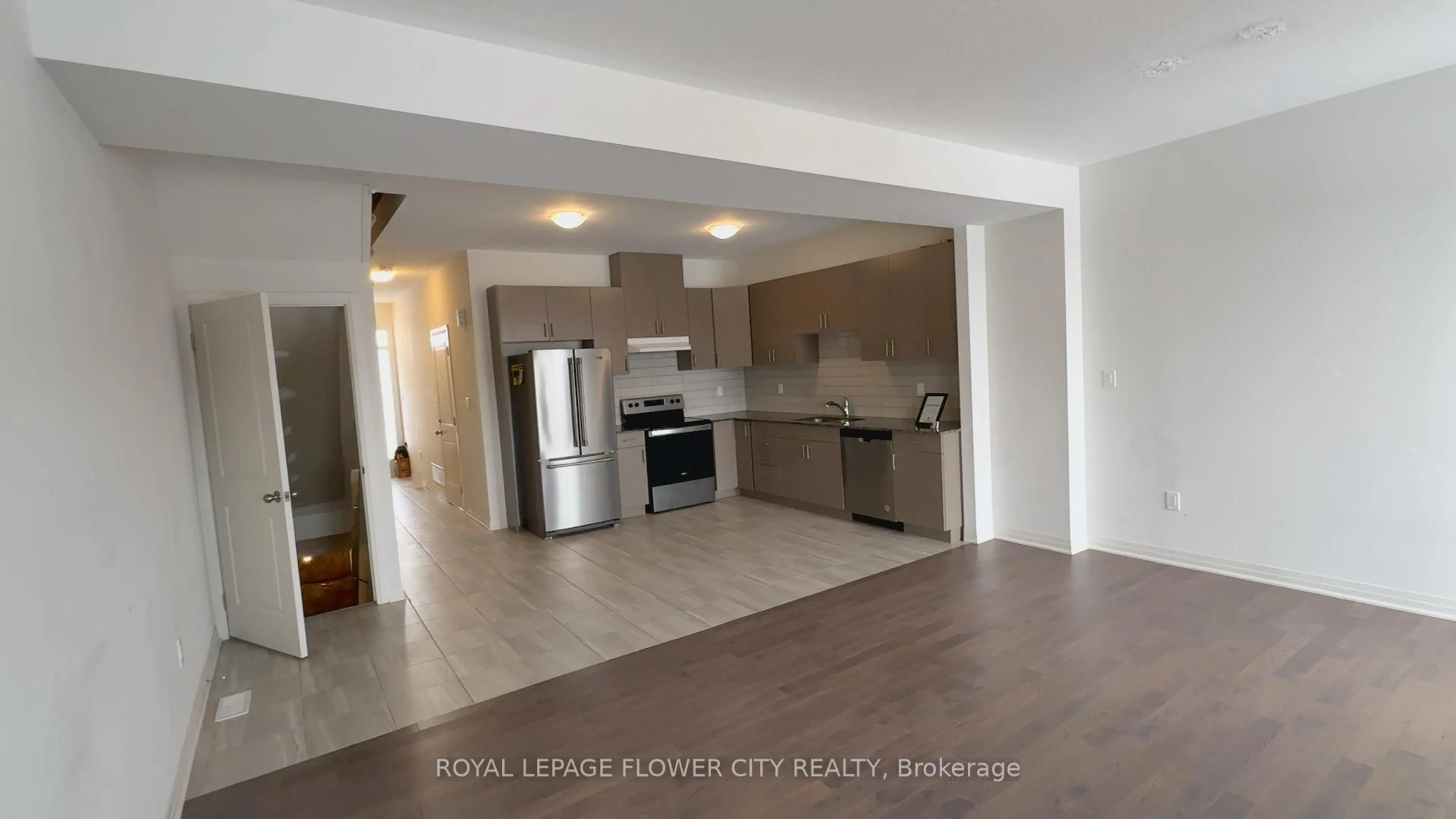 Open concept kitchen, unknown for 92 Middleton St, Zorra Ontario N0M 2M0