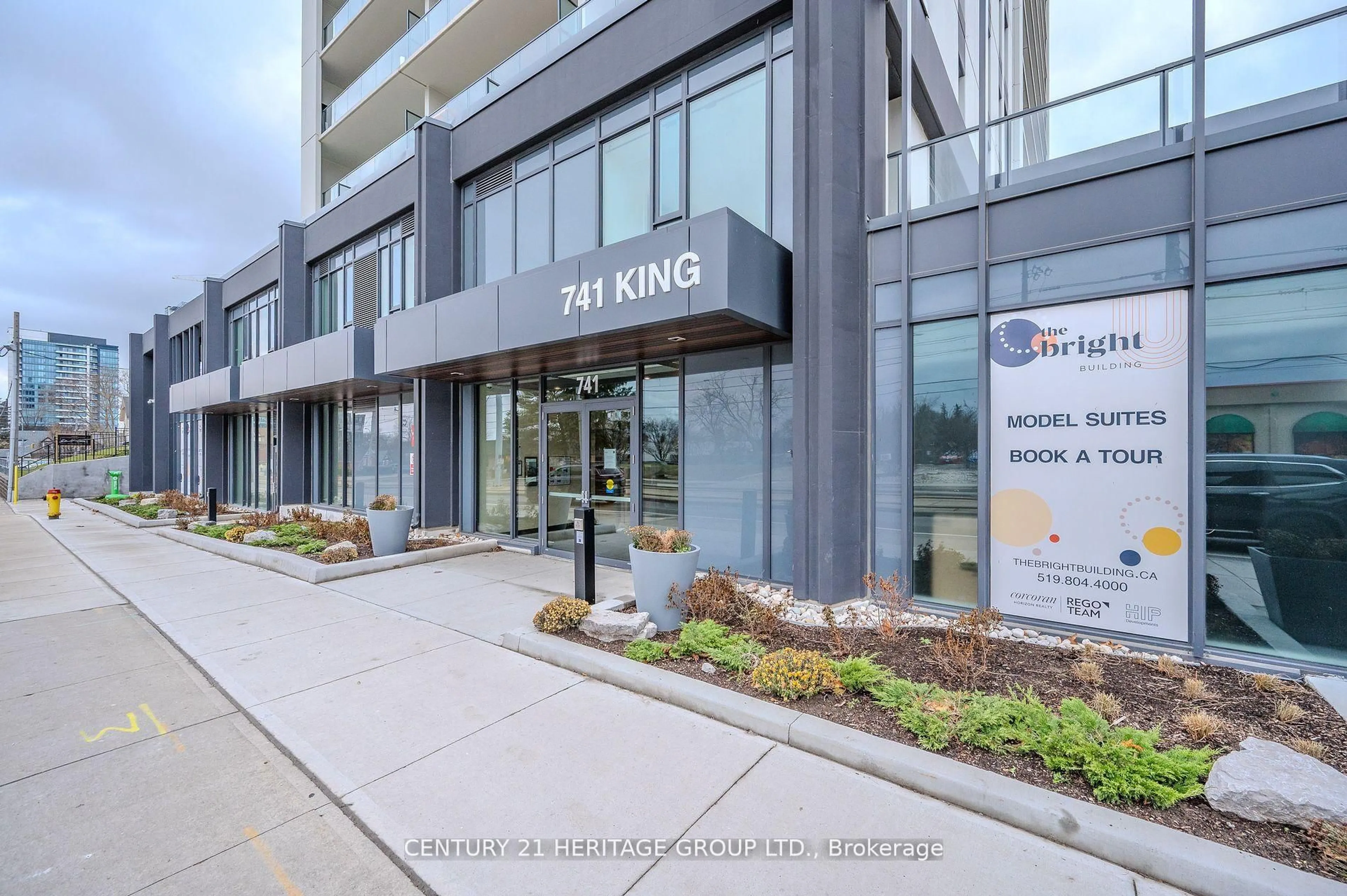 Unknown for 741 King St #703, Kitchener Ontario N2G 1E5