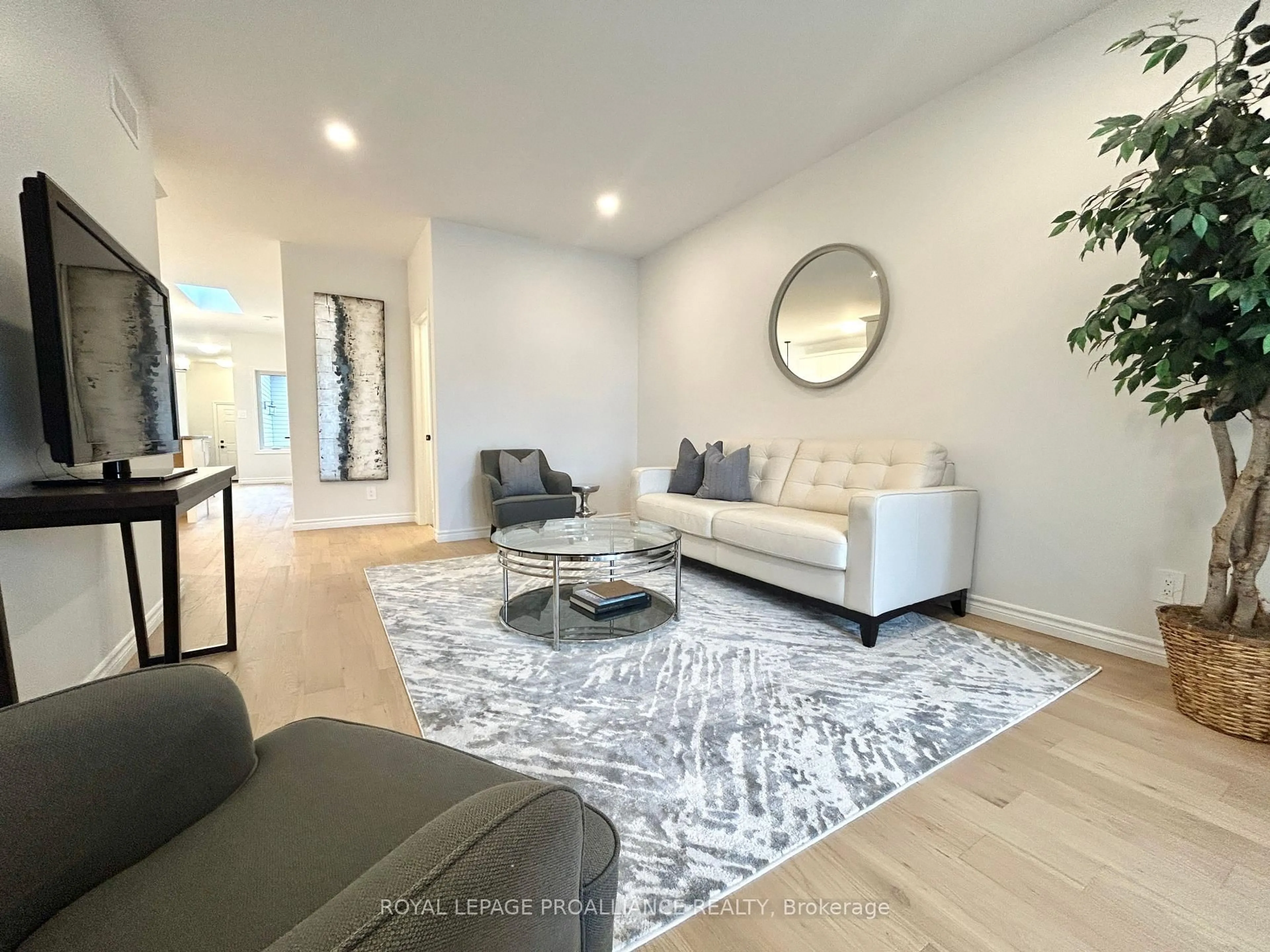 Living room with furniture, unknown for 33 Athabaska Dr, Belleville Ontario K8N 0T1