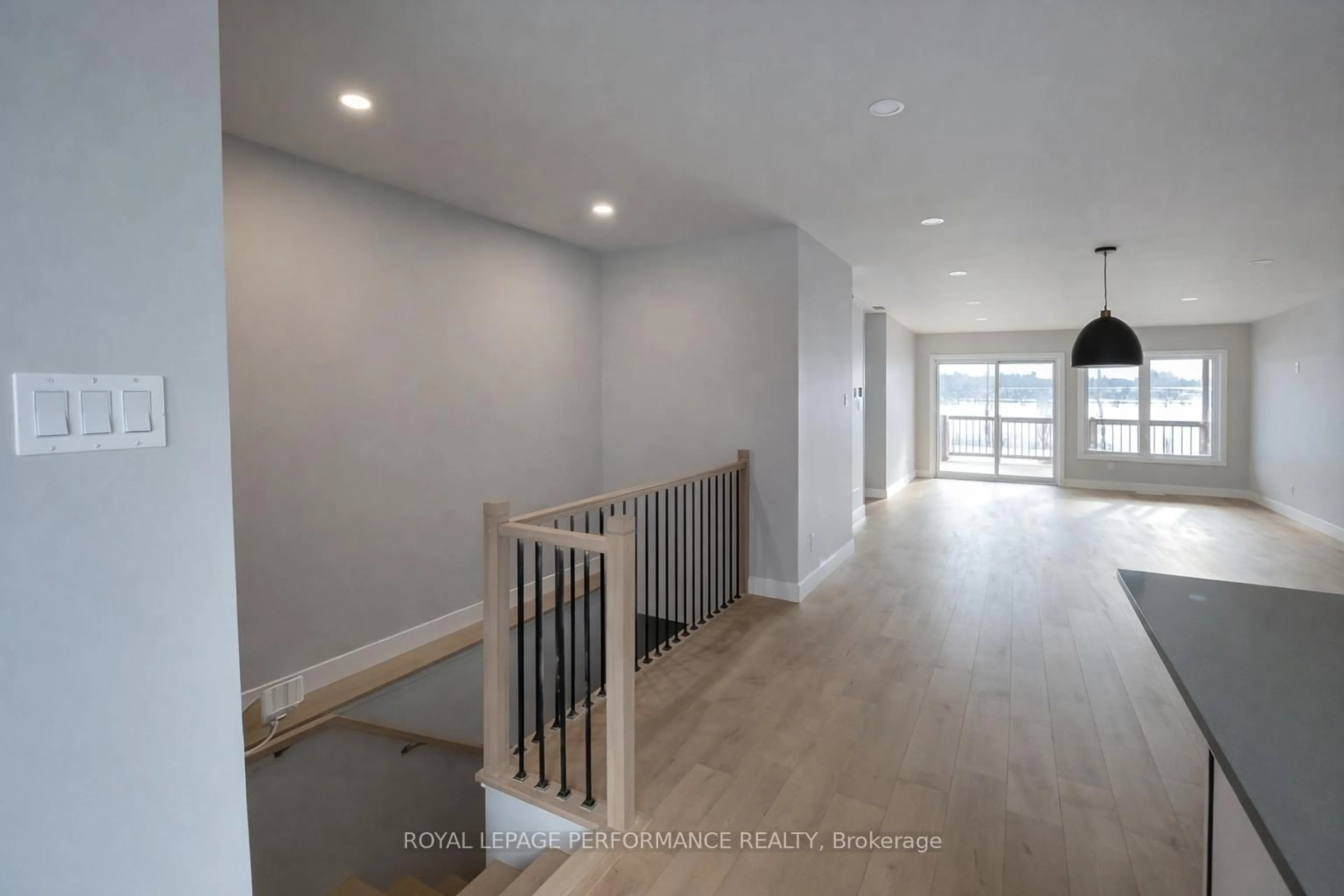 Unknown for 3676-3678 Front Rd, Hawkesbury Ontario K6A 2T4