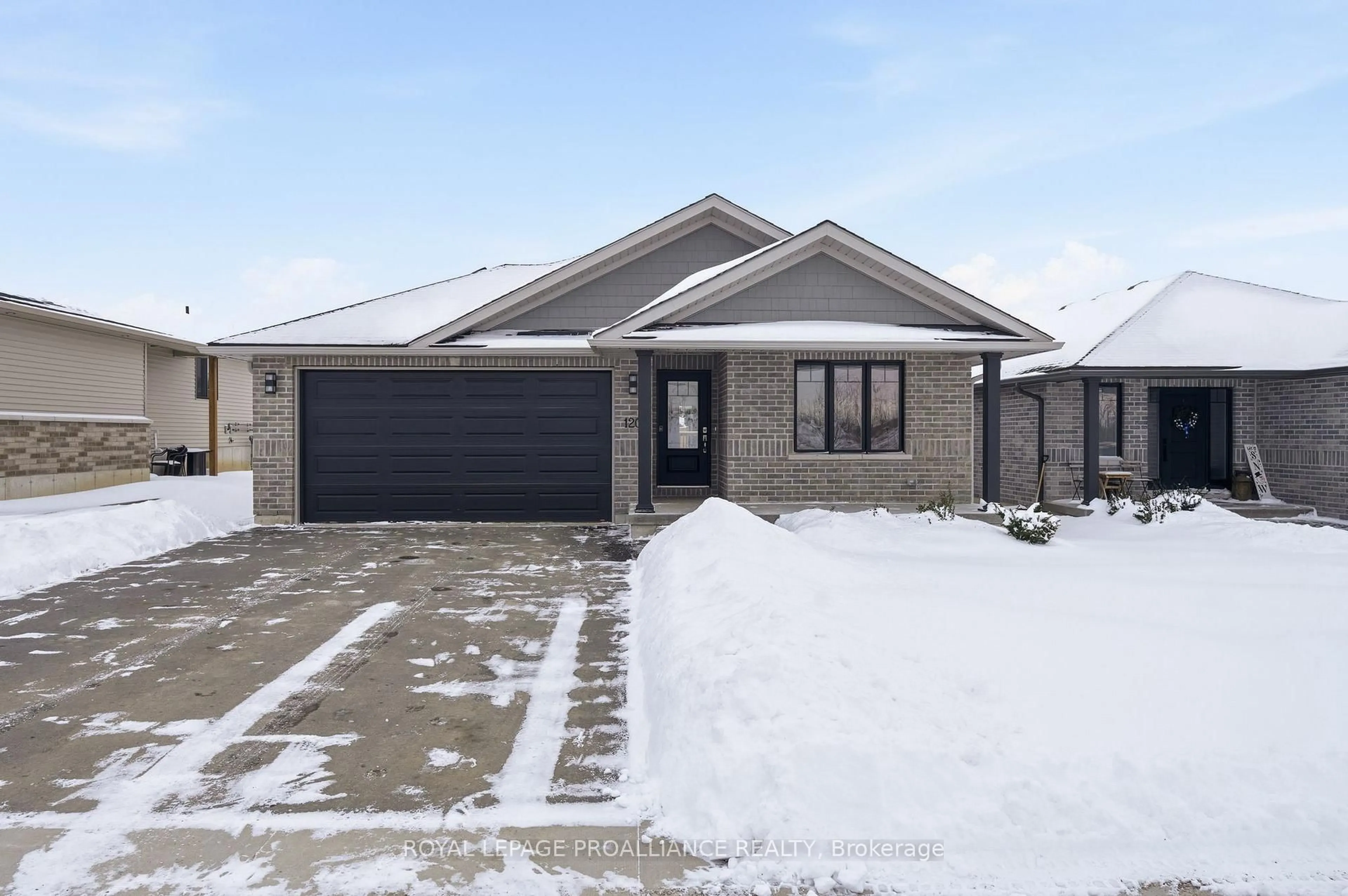 Home with brick exterior material, street for 120 HASTINGS PARK Dr, Belleville Ontario K8P 0J4