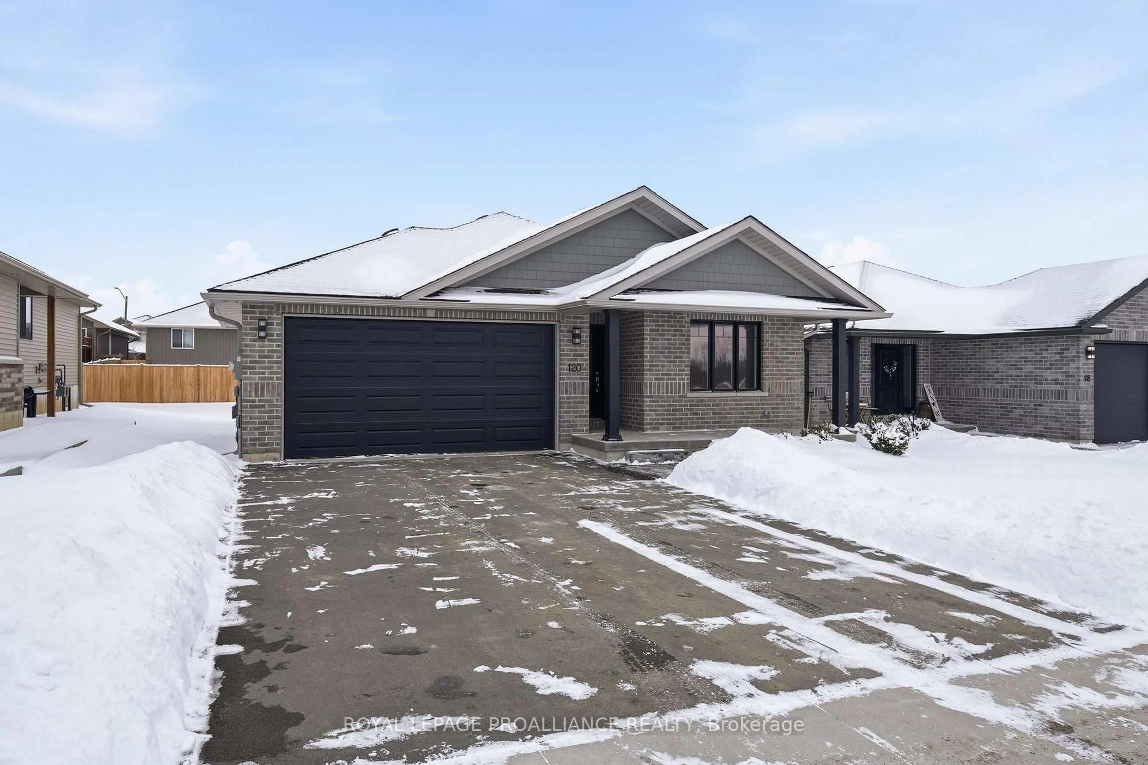 Unknown for 120 HASTINGS PARK Dr, Belleville Ontario K8P 0J4