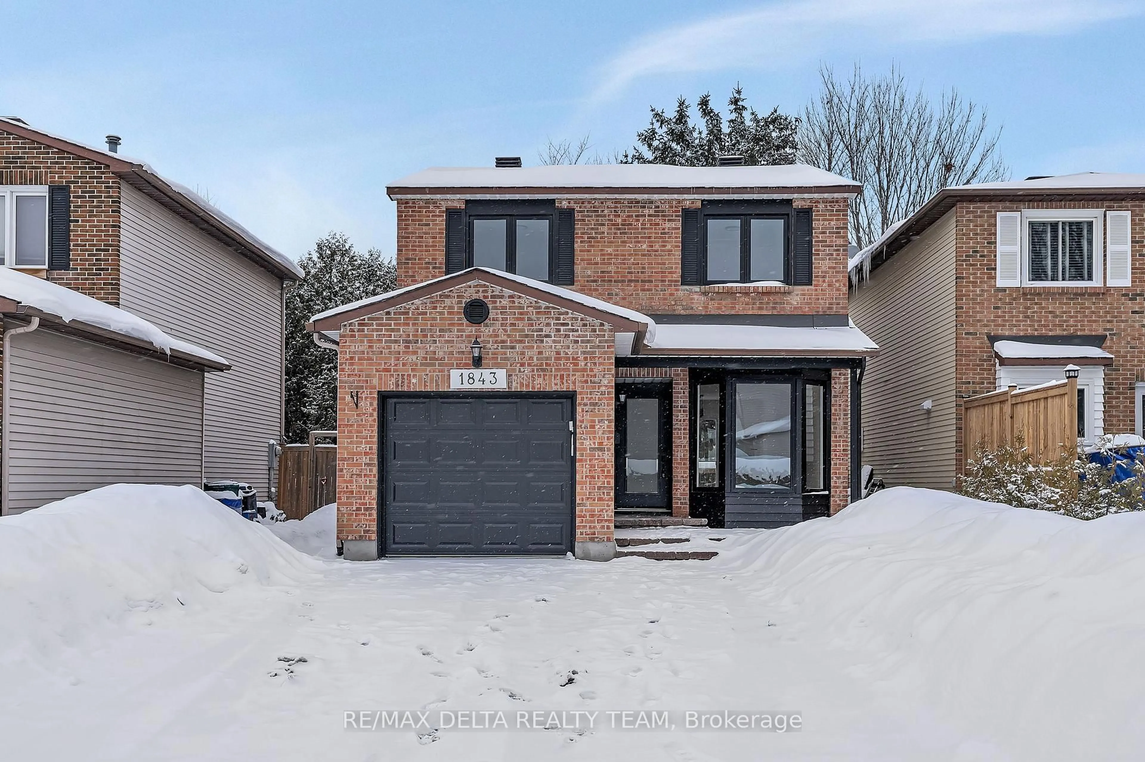 Home with brick exterior material, street for 1843 Brousseau Cres, Ottawa Ontario K1C 2Y5