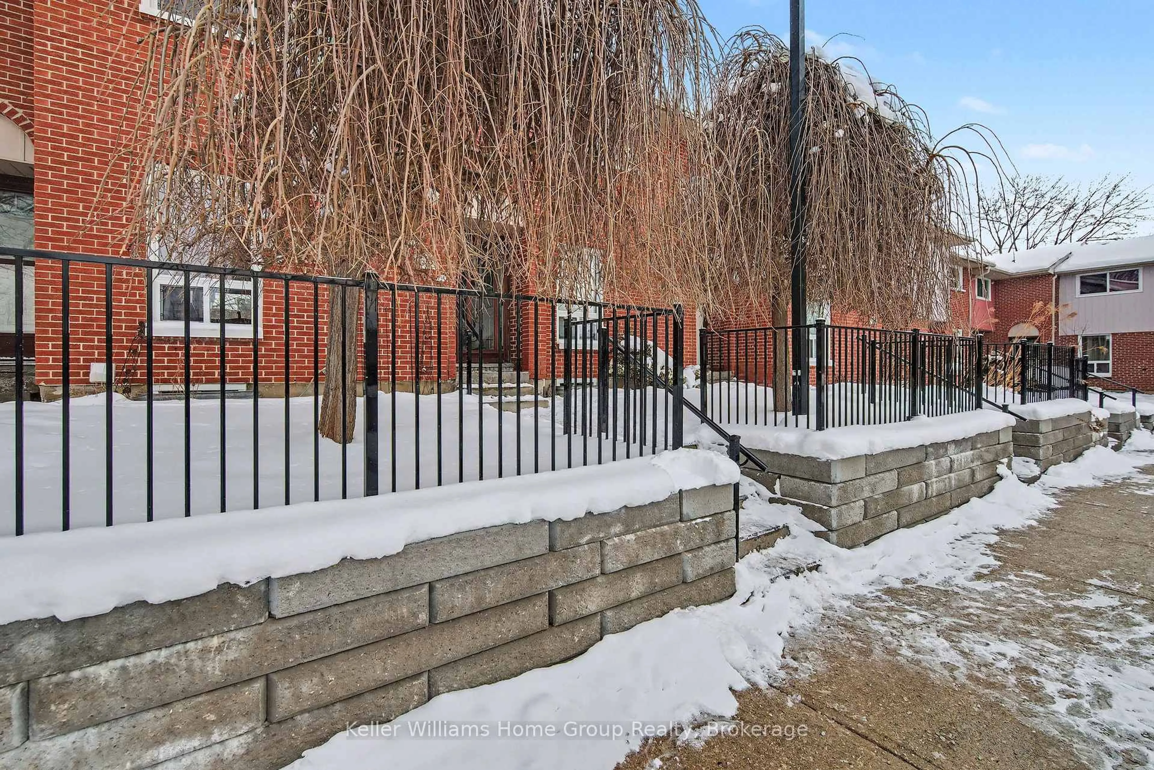 Patio, street for 49 Rhonda Rd #66, Guelph Ontario N1H 7A4