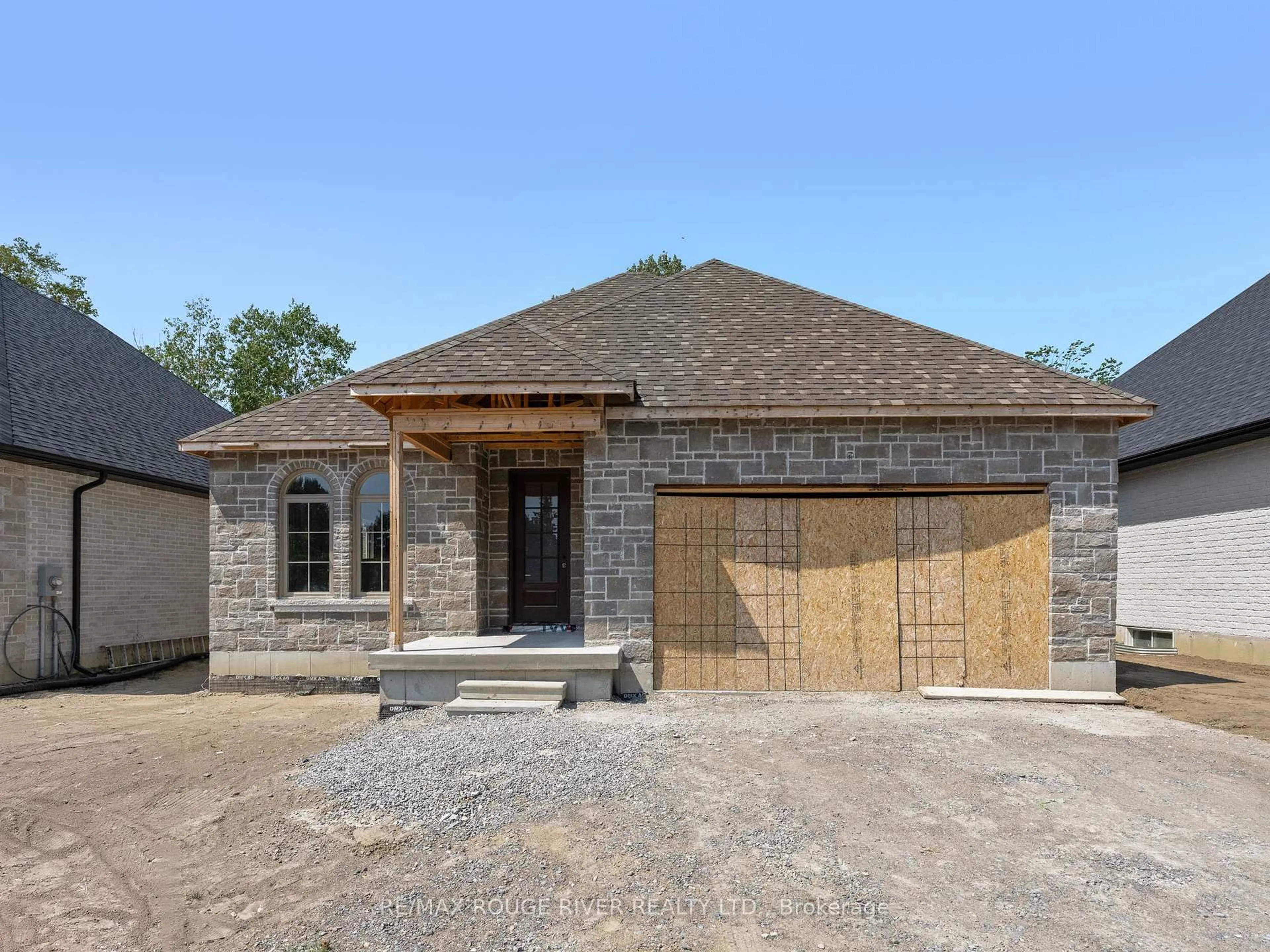 Home with brick exterior material, building for 3-1000 D'ARCY St, Cobourg Ontario K9A 4B6