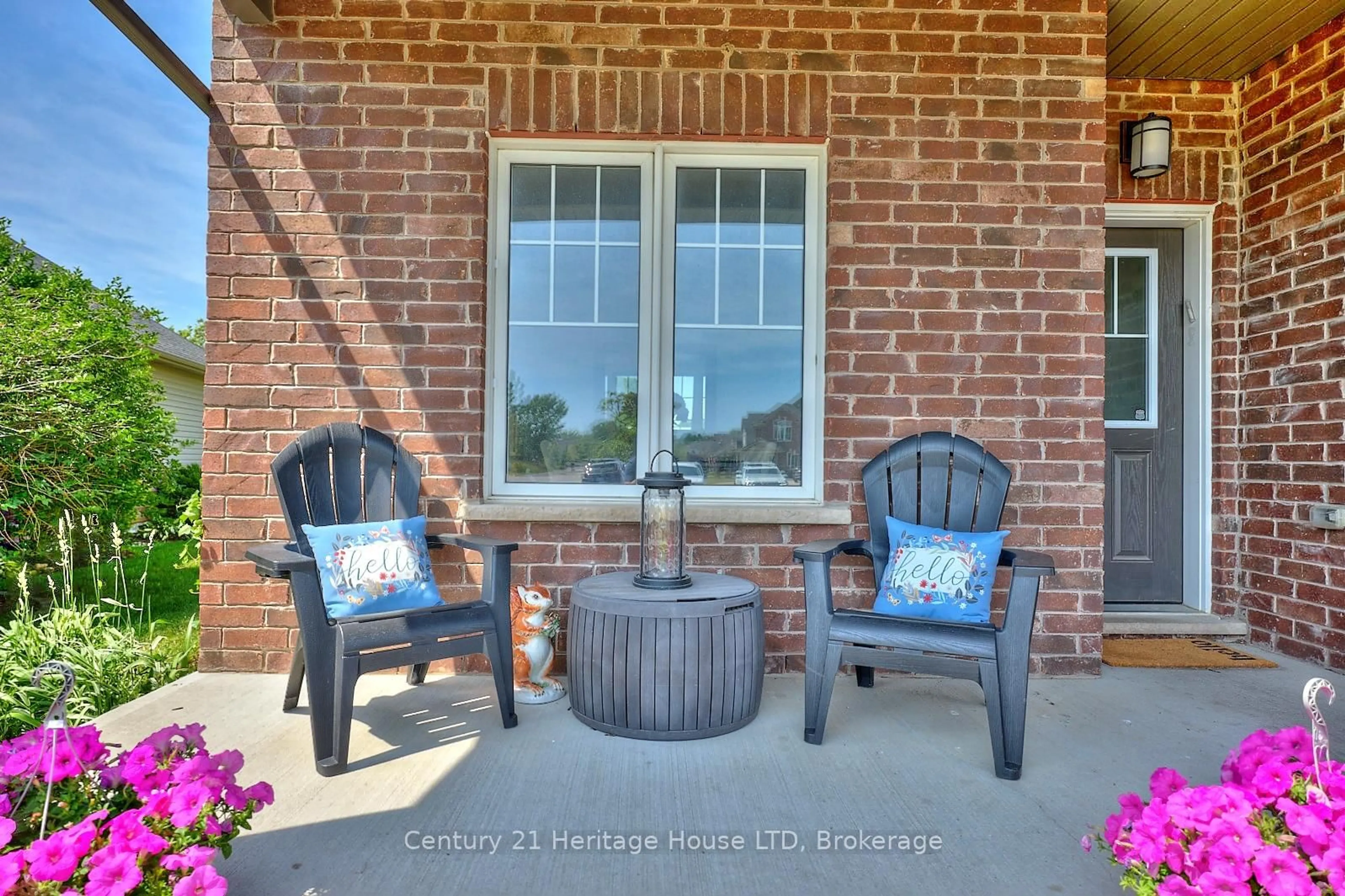 Patio, water/lake/river/ocean view for 710 Brian St, Fort Erie Ontario L2A 6W2