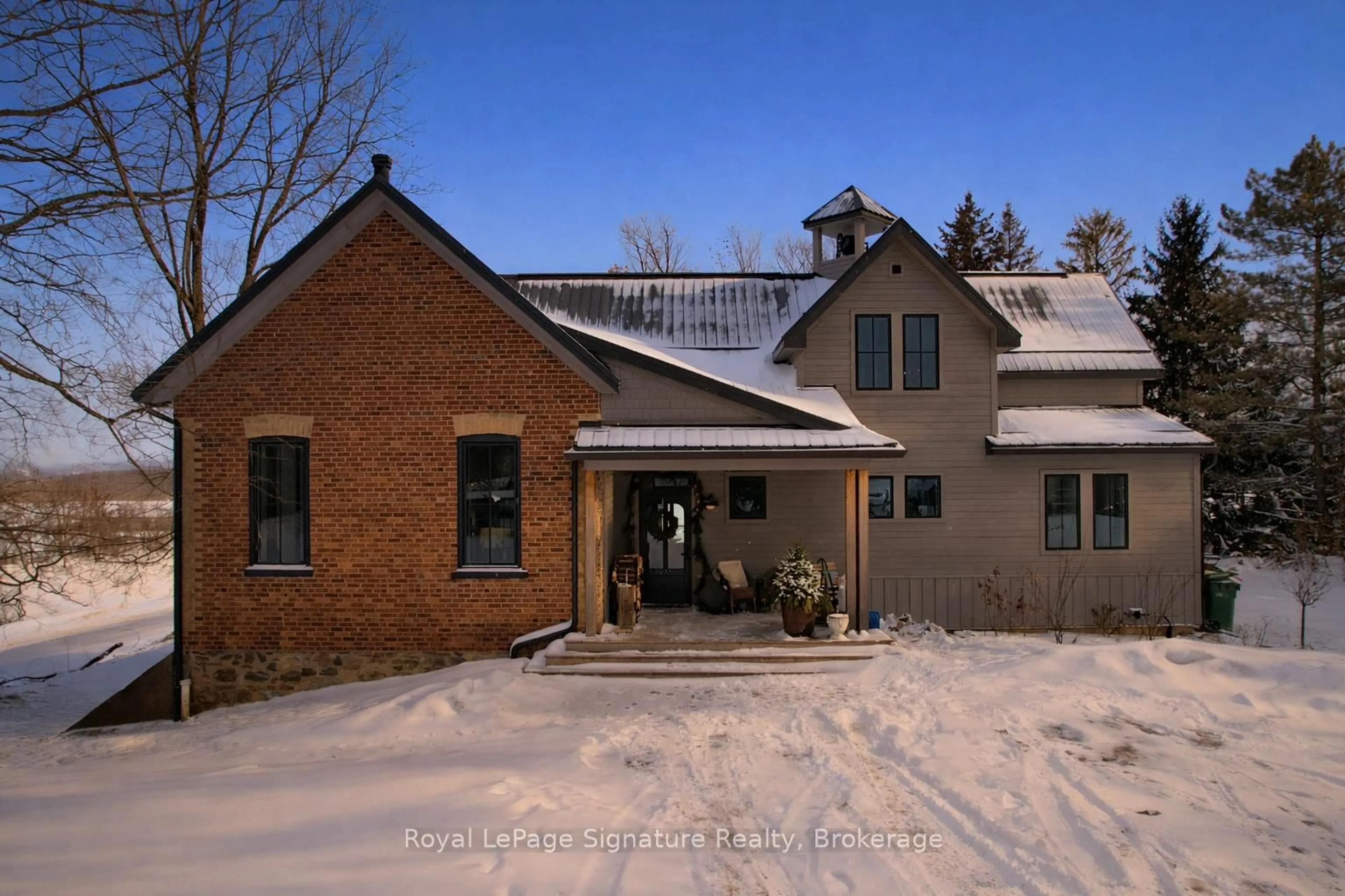 Home with brick exterior material, unknown for 356598 The Blue Mountains- Euphrasia, Grey Highlands Ontario N0H 1J0