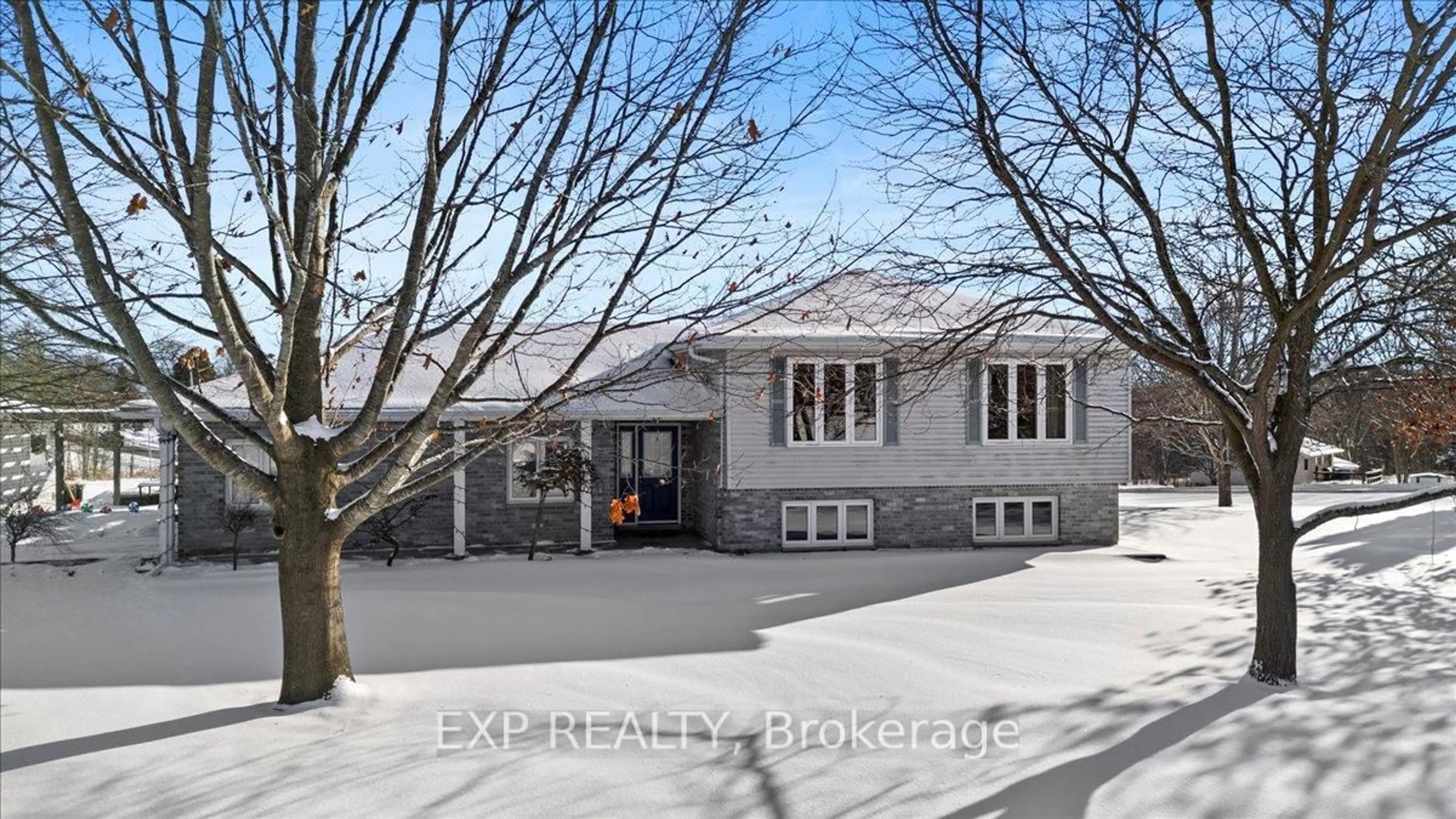 Home with brick exterior material, street for 3 Cummings Rd, Elizabethtown-Kitley Ontario K6T 1B4