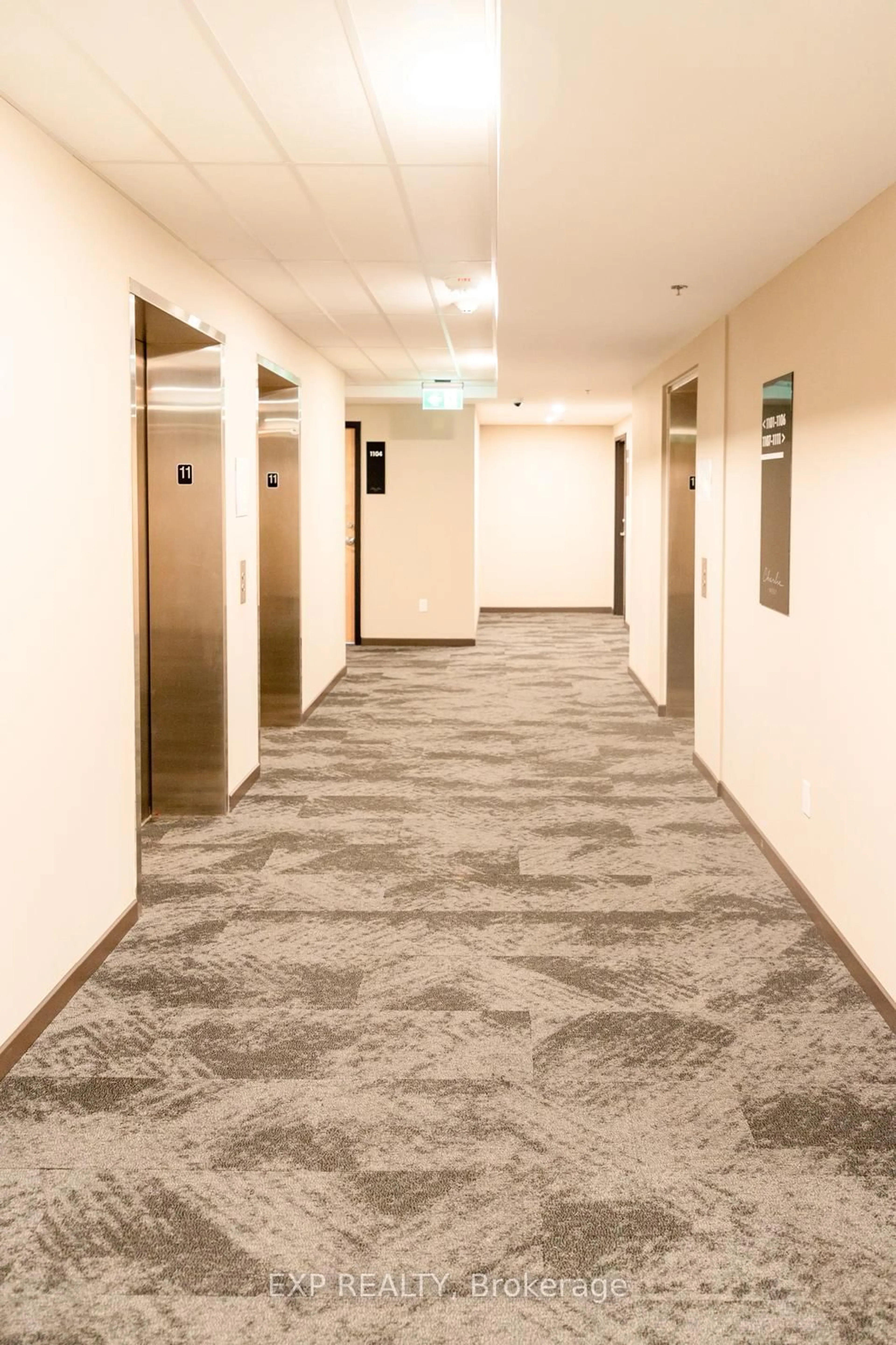 Indoor foyer for 60 Charles St #1108b, Kitchener Ontario N2G 0C9