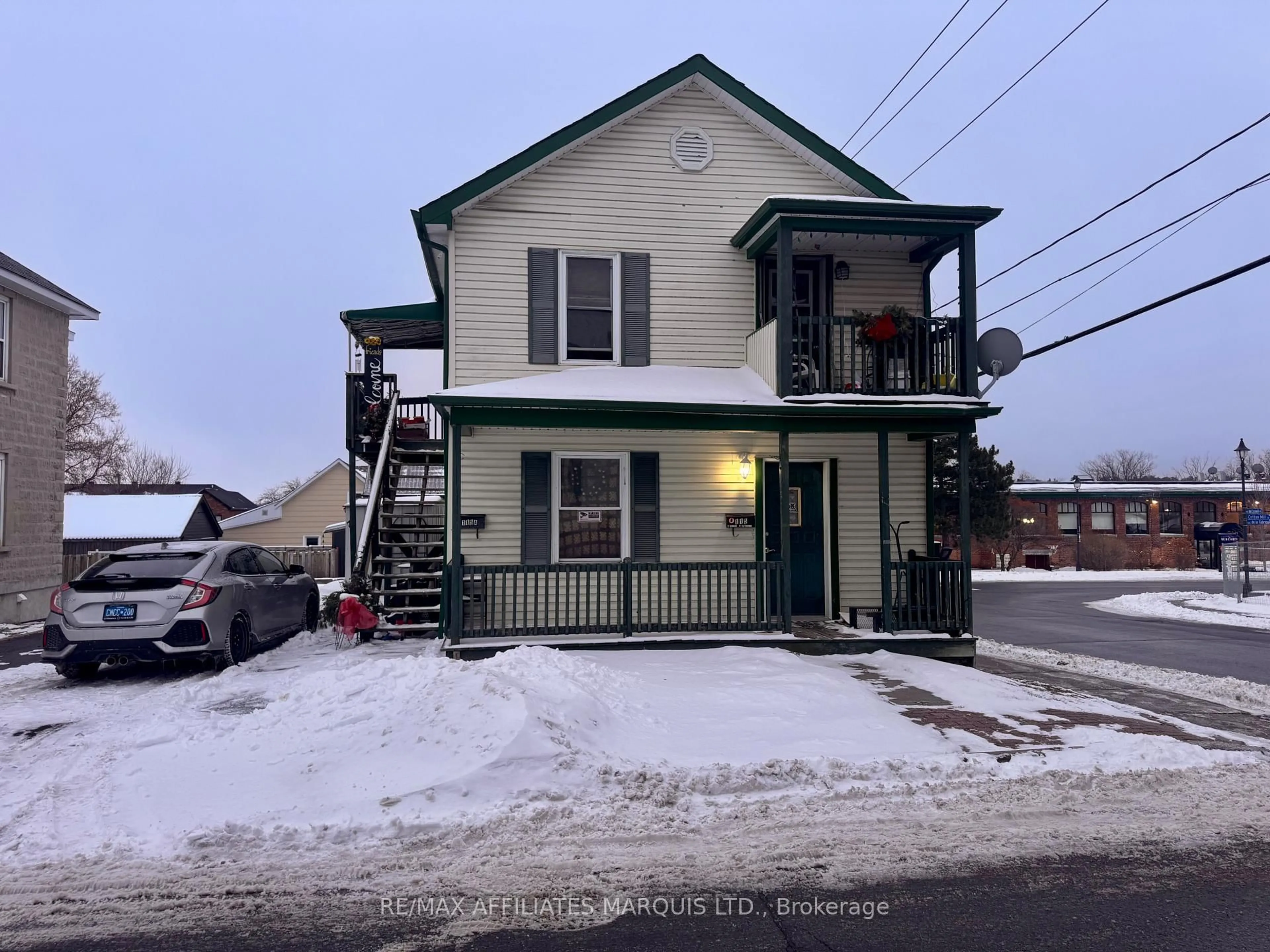 Unknown for 115 Prince Albert St, Cornwall Ontario K6H 1J4