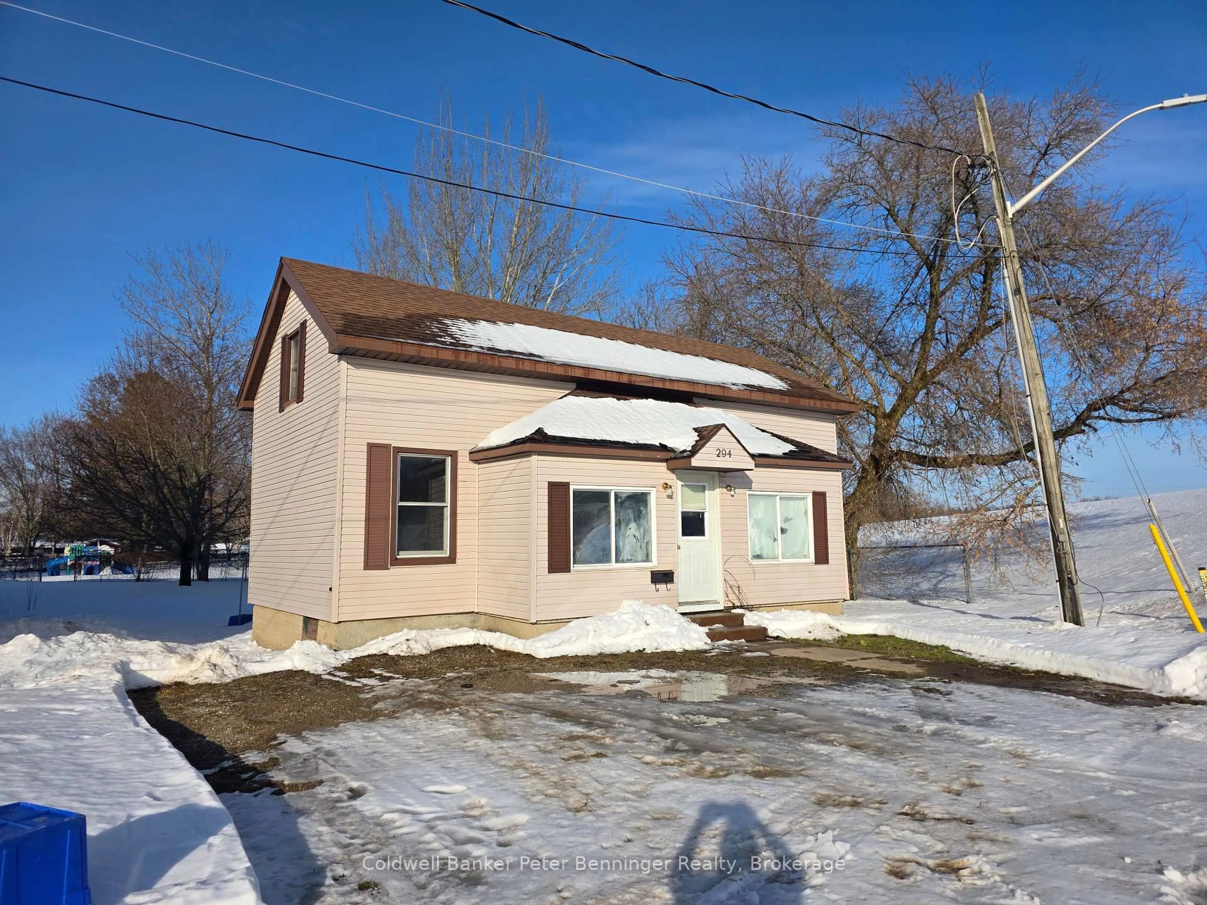A pic from outside/outdoor area/front of a property/back of a property/a pic from drone, unknown for 294 Church St, Arran-Elderslie Ontario N0G 2N0
