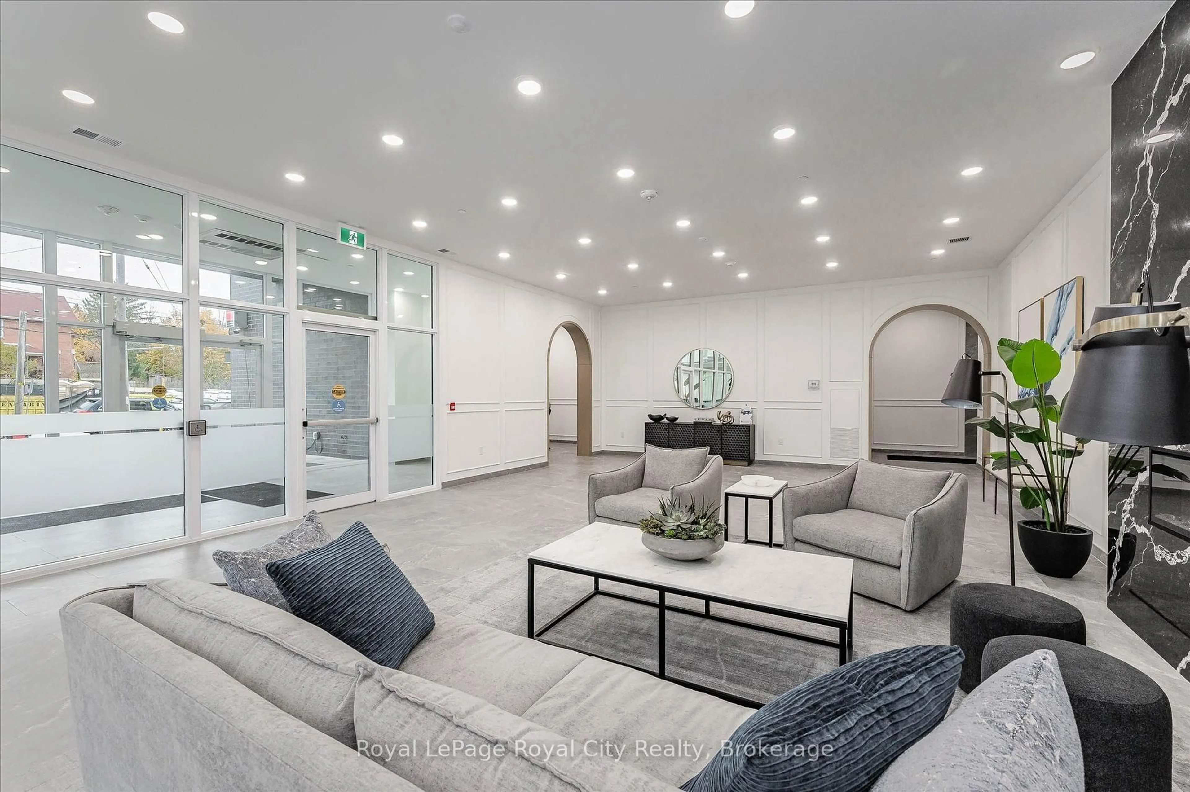 Unknown for 71 Wyndham St #1007, Guelph Ontario N1E 0T7