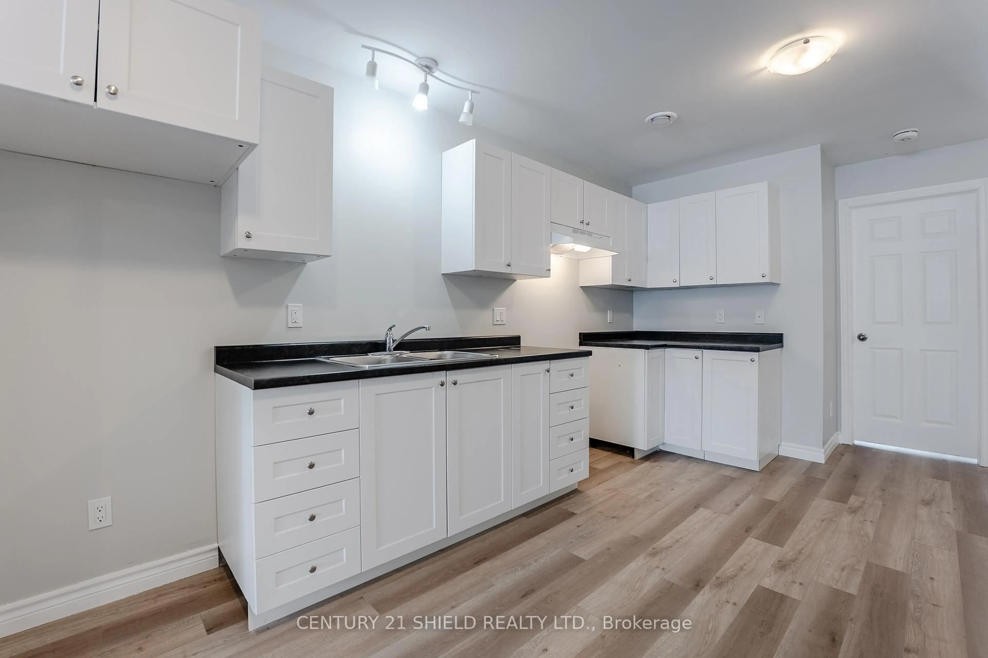 Unknown for 28 George St, North Stormont Ontario K0C 1K0