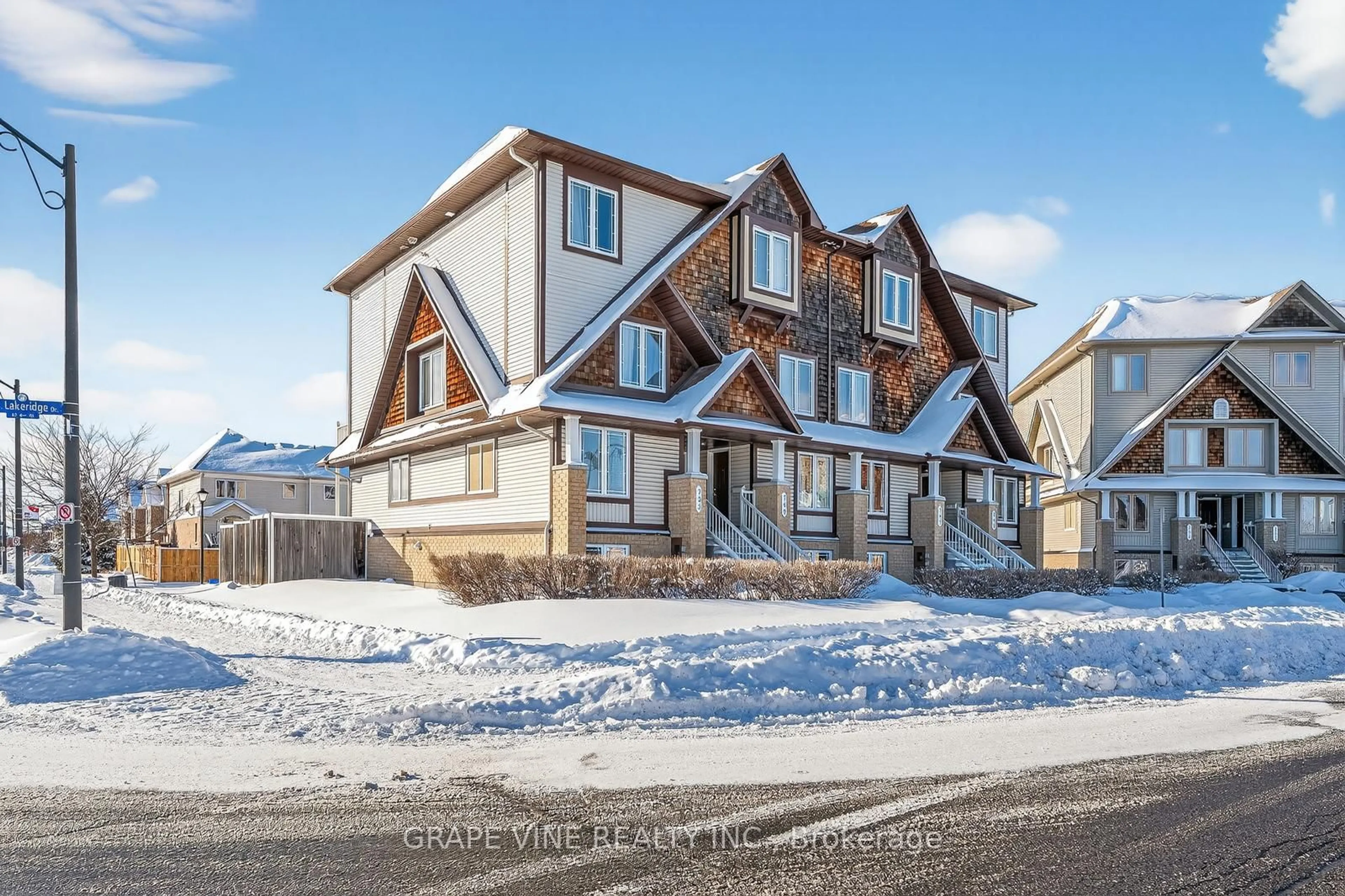 Unknown for 755 Lakeridge Dr, Ottawa Ontario K4A 0N5