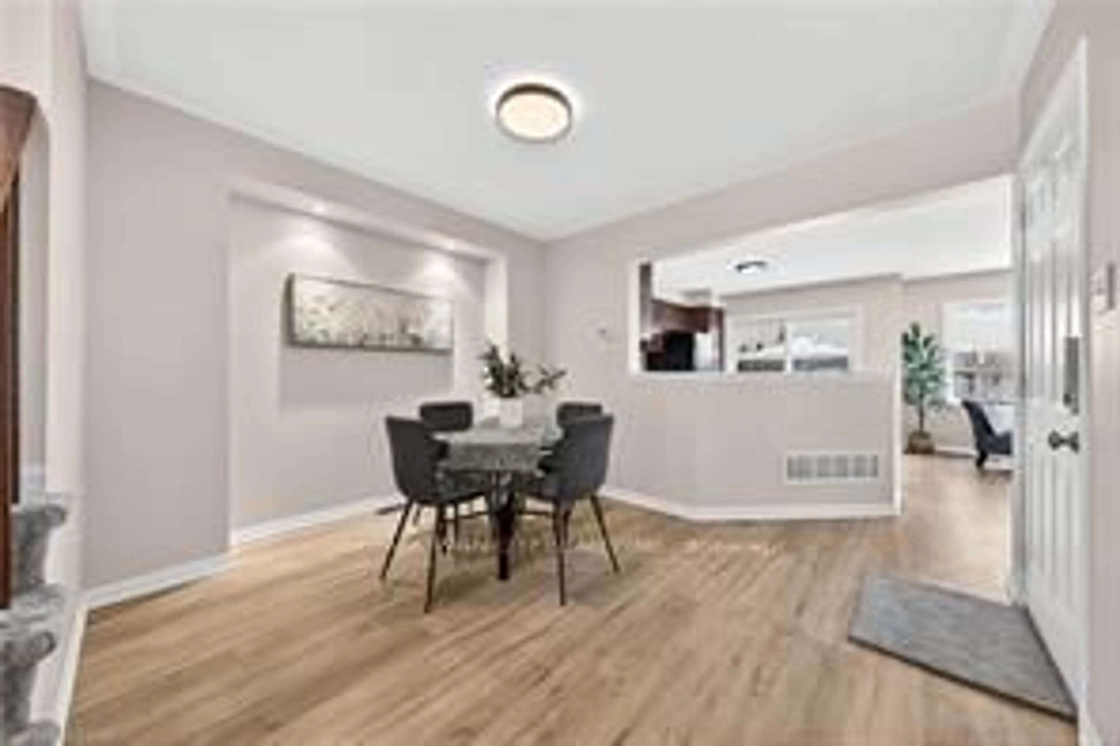 A pic of a room for 19 Blackbird Circ, Cambridge Ontario N3C 0A9