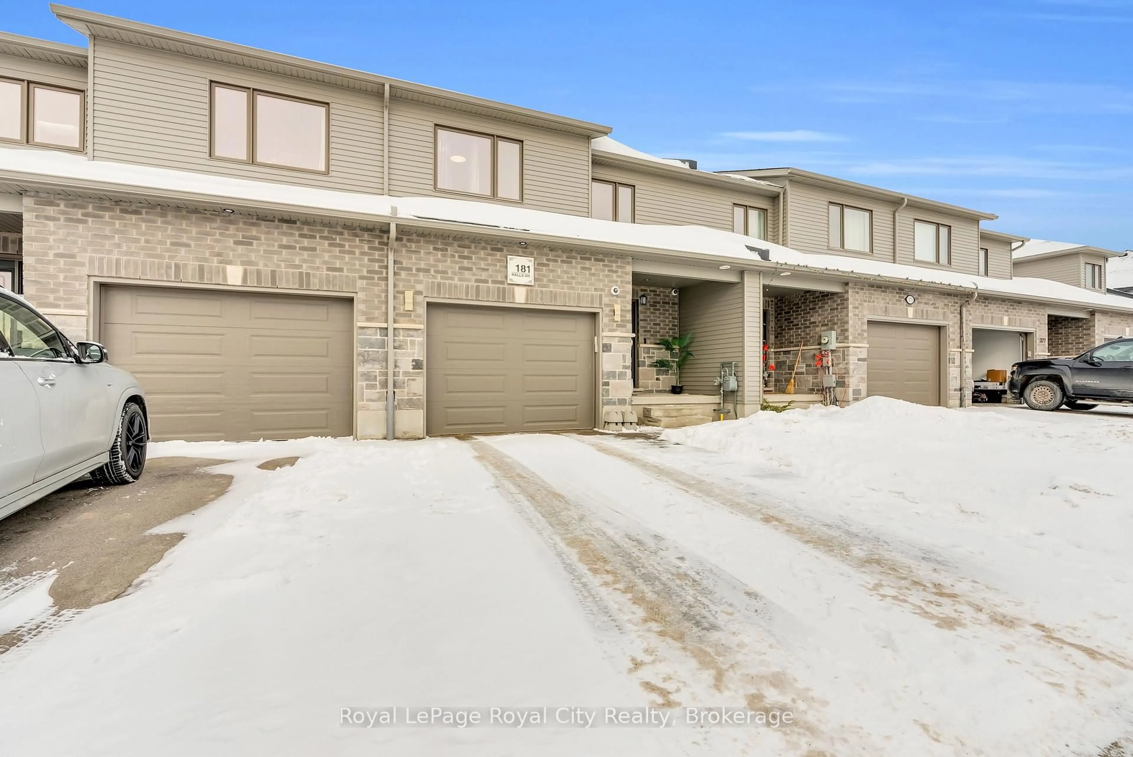 Unknown for 181 Halls Dr, Centre Wellington Ontario N0B 1S0