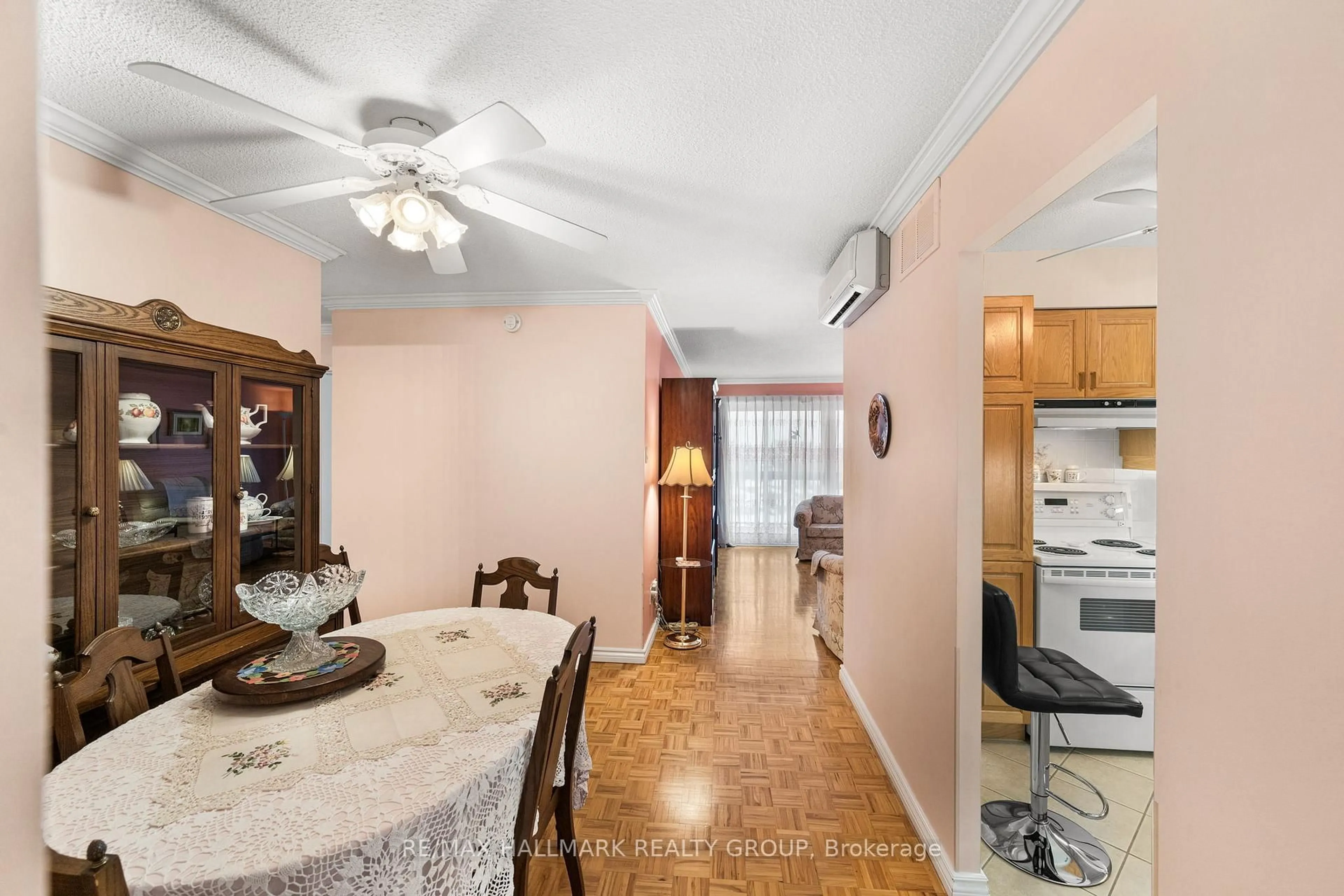 Dining room, ceramic/tile floor for 158 B Mcarthur Ave #1007, Ottawa Ontario K1L 8C9