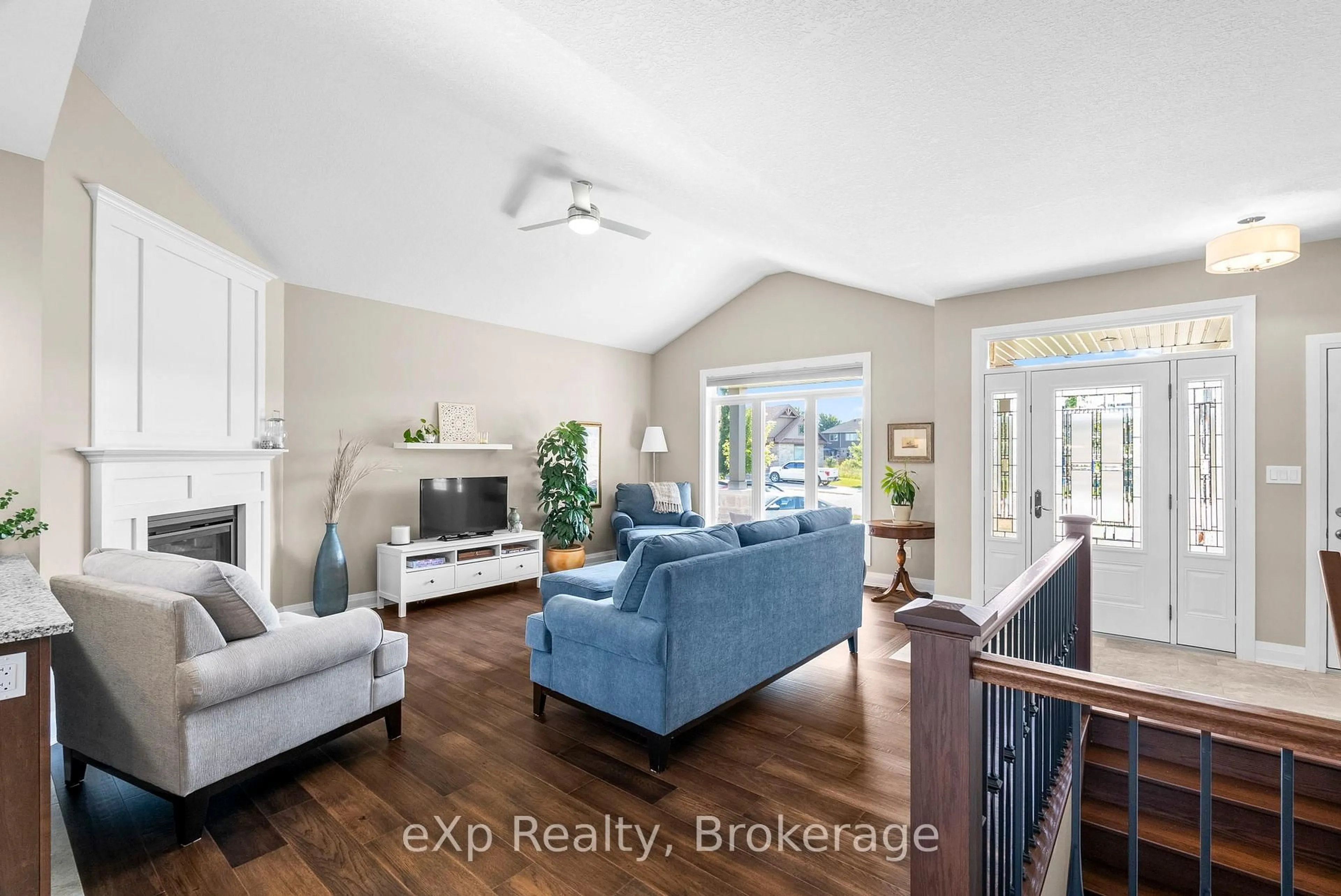 Living room with furniture, ceramic/tile floor for 127 DOUG'S Cres, Wellington North Ontario N0G 2L4