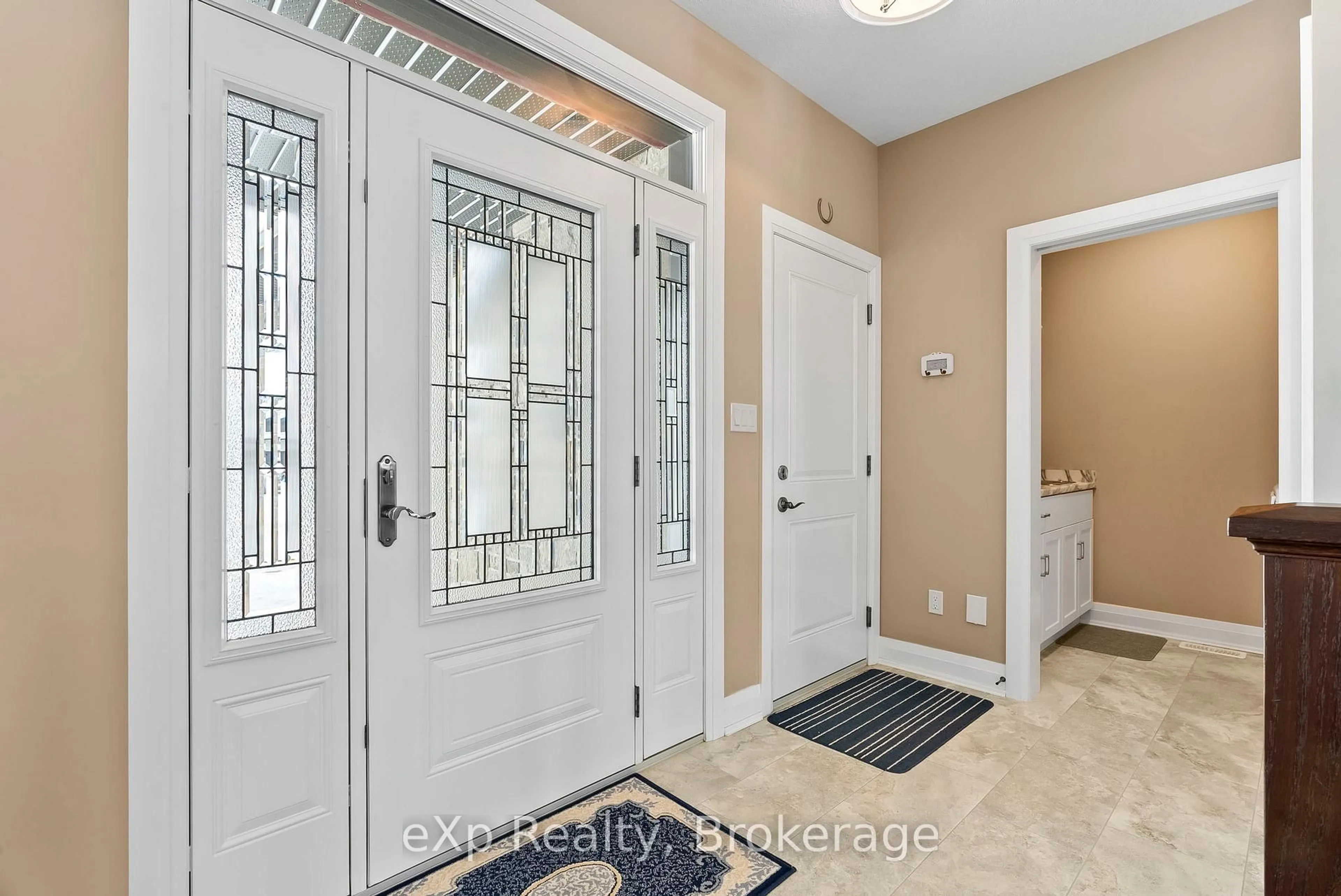 Indoor entryway for 127 DOUG'S Cres, Wellington North Ontario N0G 2L4