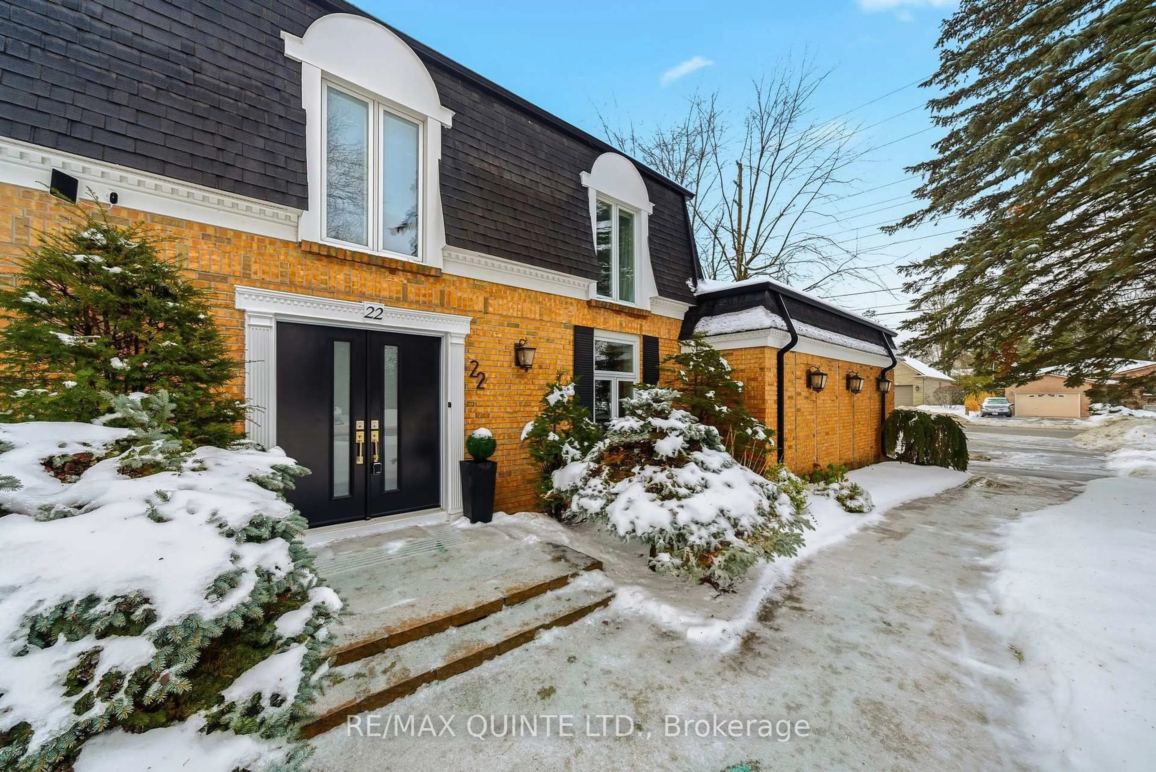 Home with brick exterior material, street for 22 Forest Hill Cres, Belleville Ontario K8N 4M5