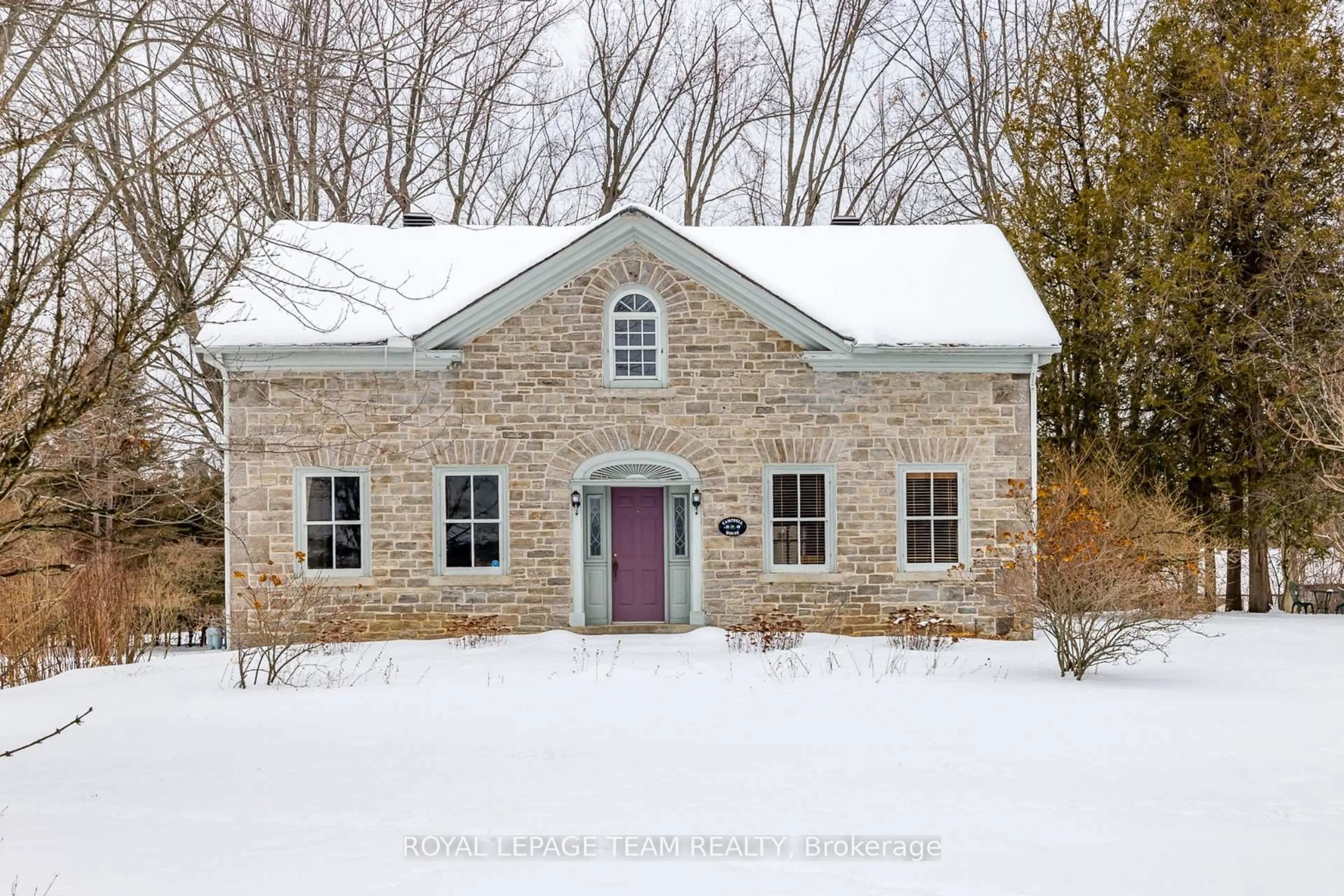 Home with brick exterior material, building for 3651 Burritts Rapids Rd, Merrickville Ontario K0G 1N0