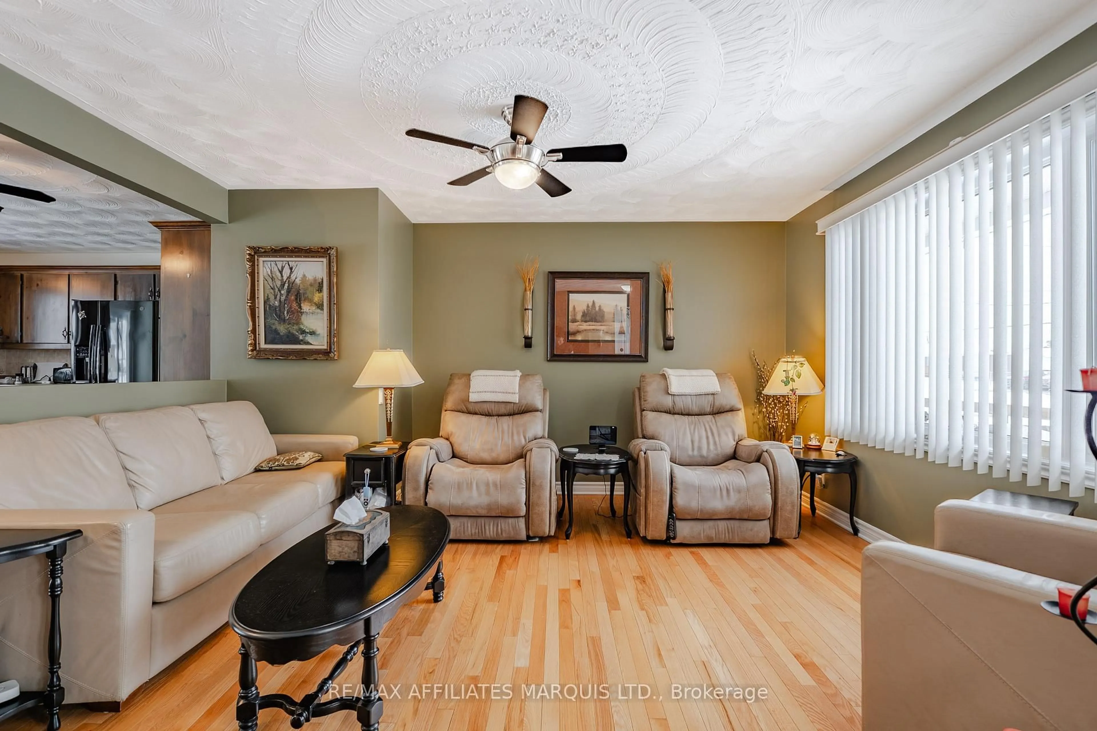 Living room with furniture, unknown for 20322 Lochiel St, North Glengarry Ontario K0C 1A0