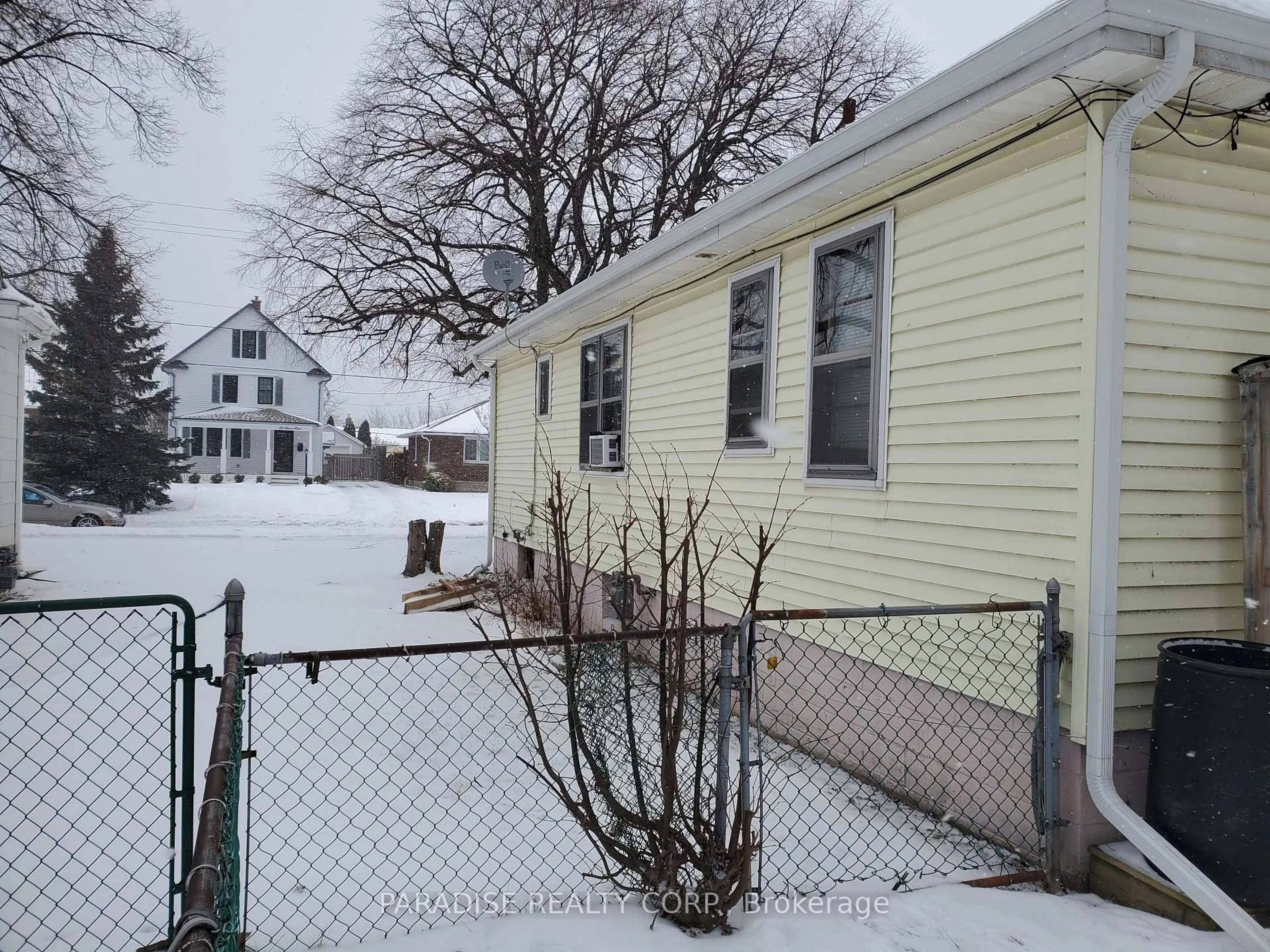 Unknown for 245 Bowen Rd, Fort Erie Ontario L2A 2Y6