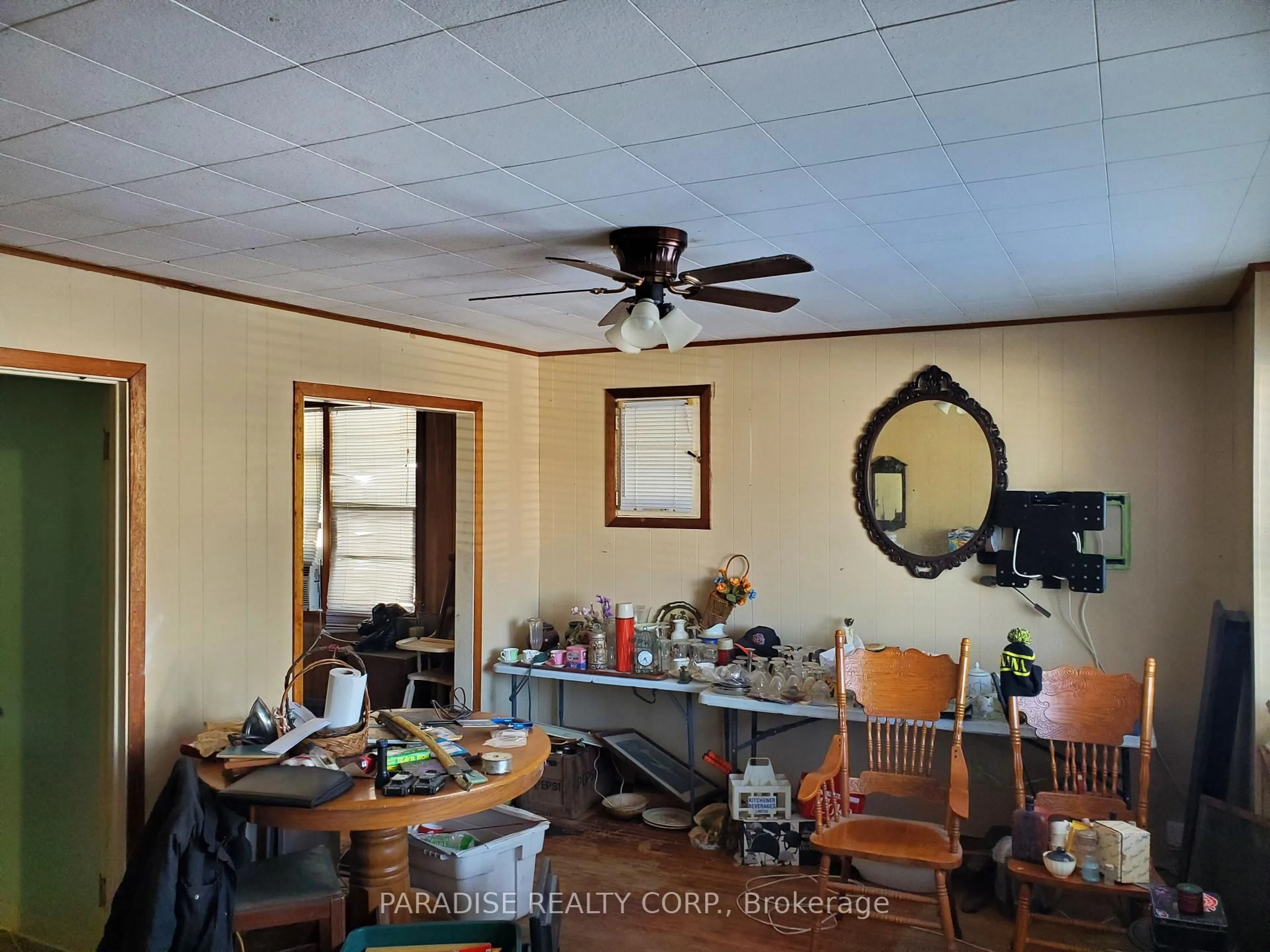 A pic of a room for 245 Bowen Rd, Fort Erie Ontario L2A 2Y6