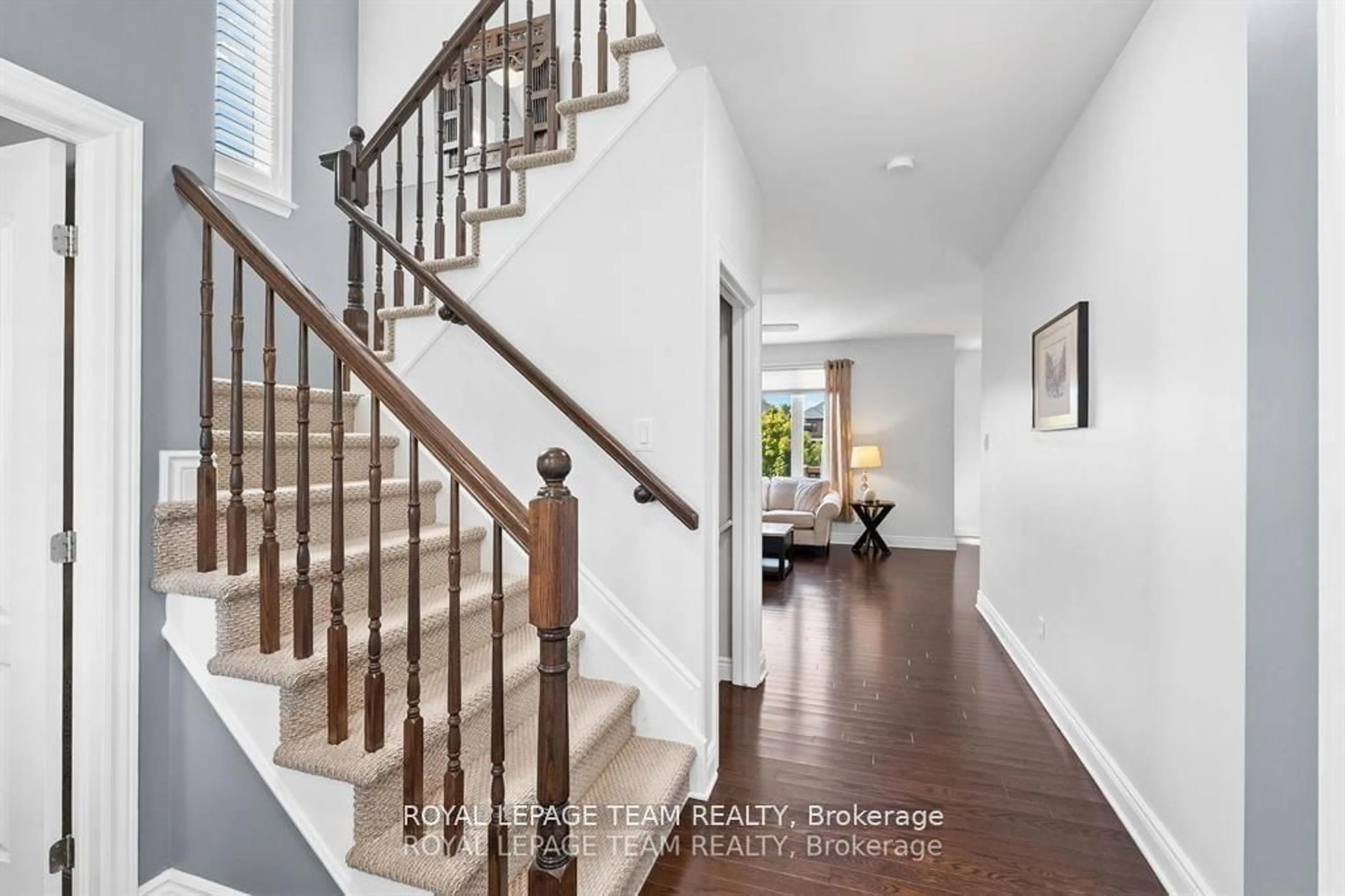 Indoor entryway for 221 Santiago St, Carleton Place Ontario K7C 0C7