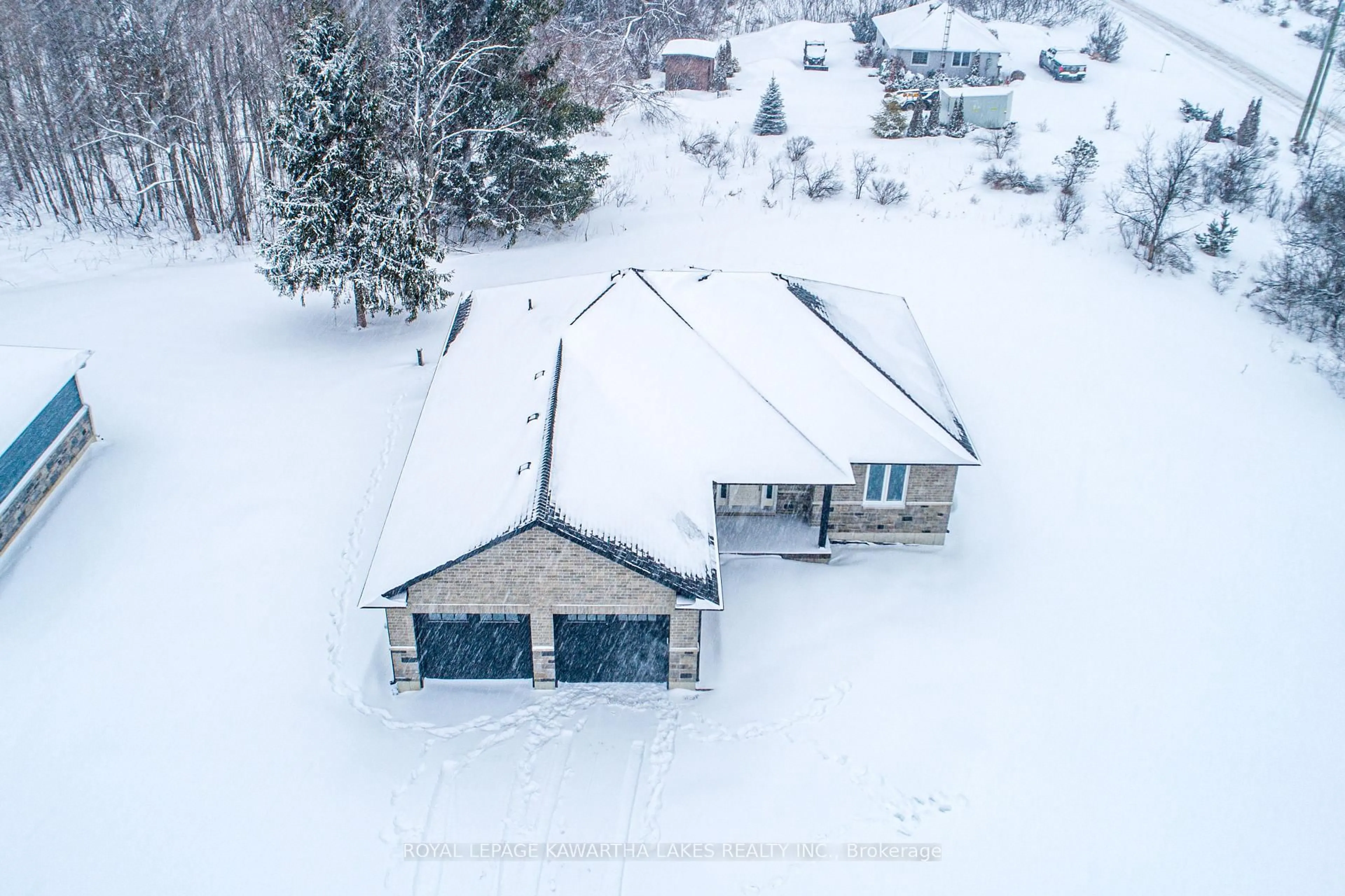 A pic from outside/outdoor area/front of a property/back of a property/a pic from drone, unknown for 6 Patrick St, Kawartha Lakes Ontario K0M 2B0