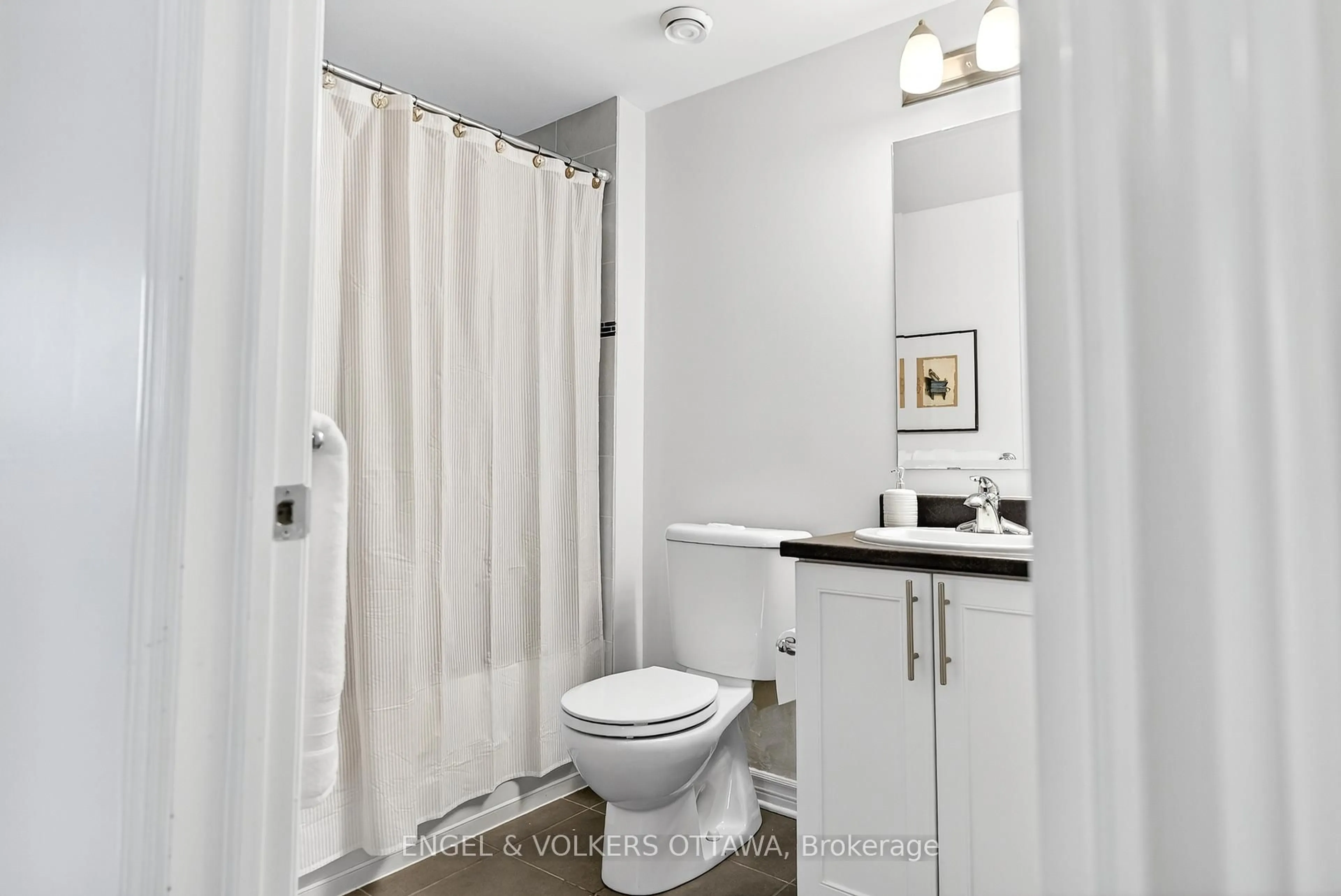 Standard bathroom, unknown for 760 Chapman Mills Dr #302, Ottawa Ontario K2J 3V2