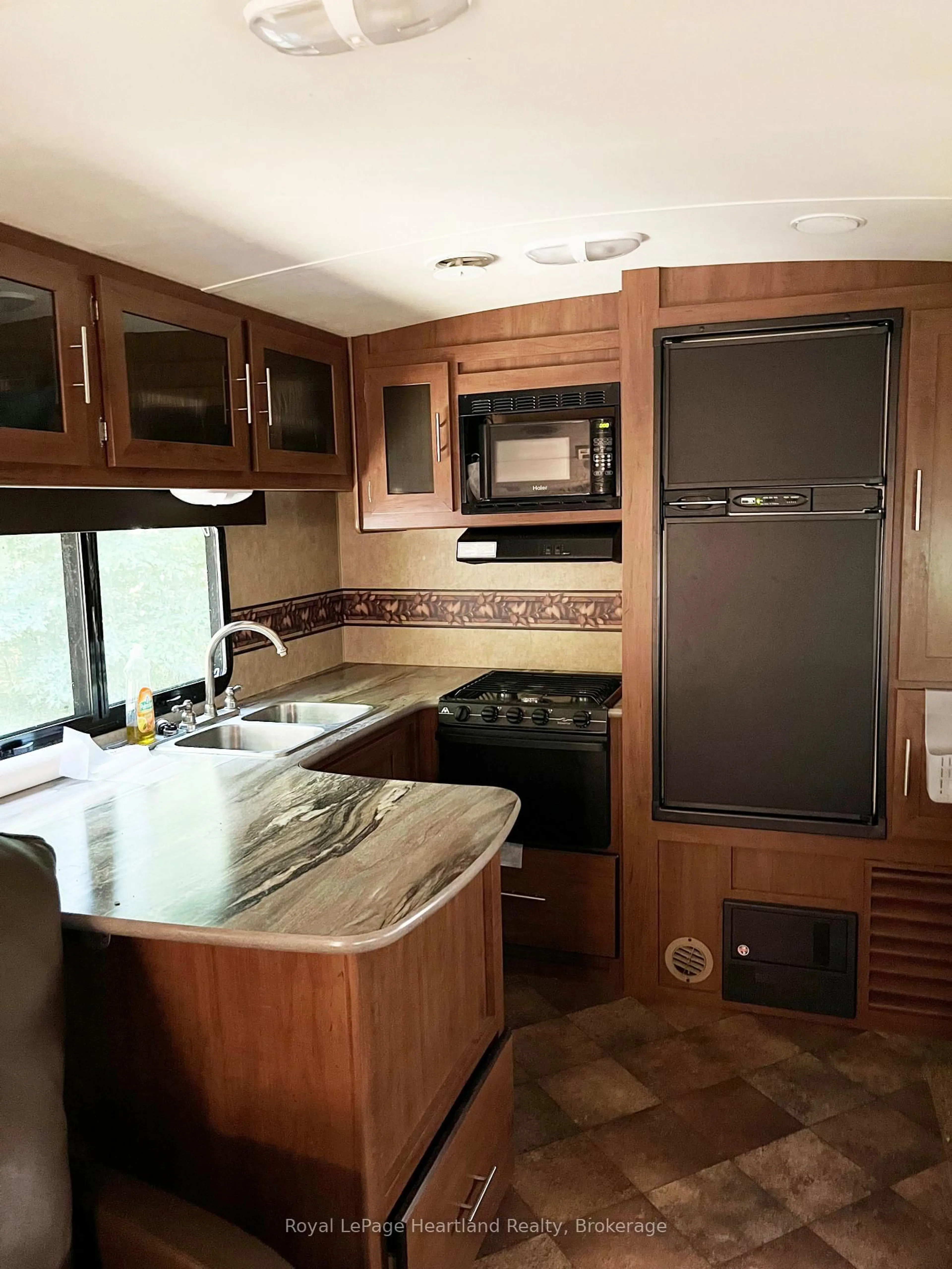 Standard kitchen, unknown for 6 Lighthouse Cove Rd, Bluewater Ontario N0M 1G0