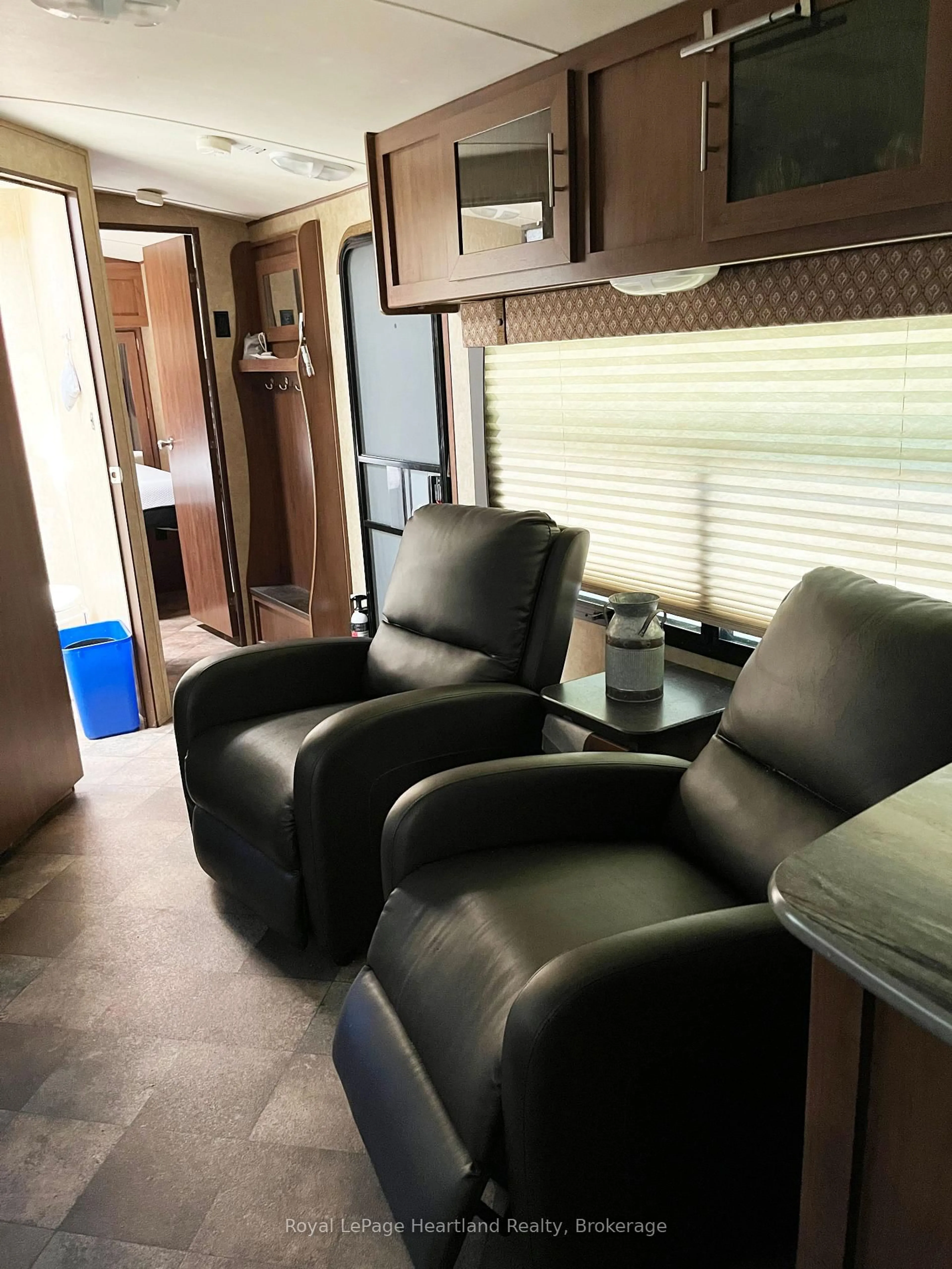 A pic of a room for 6 Lighthouse Cove Rd, Bluewater Ontario N0M 1G0