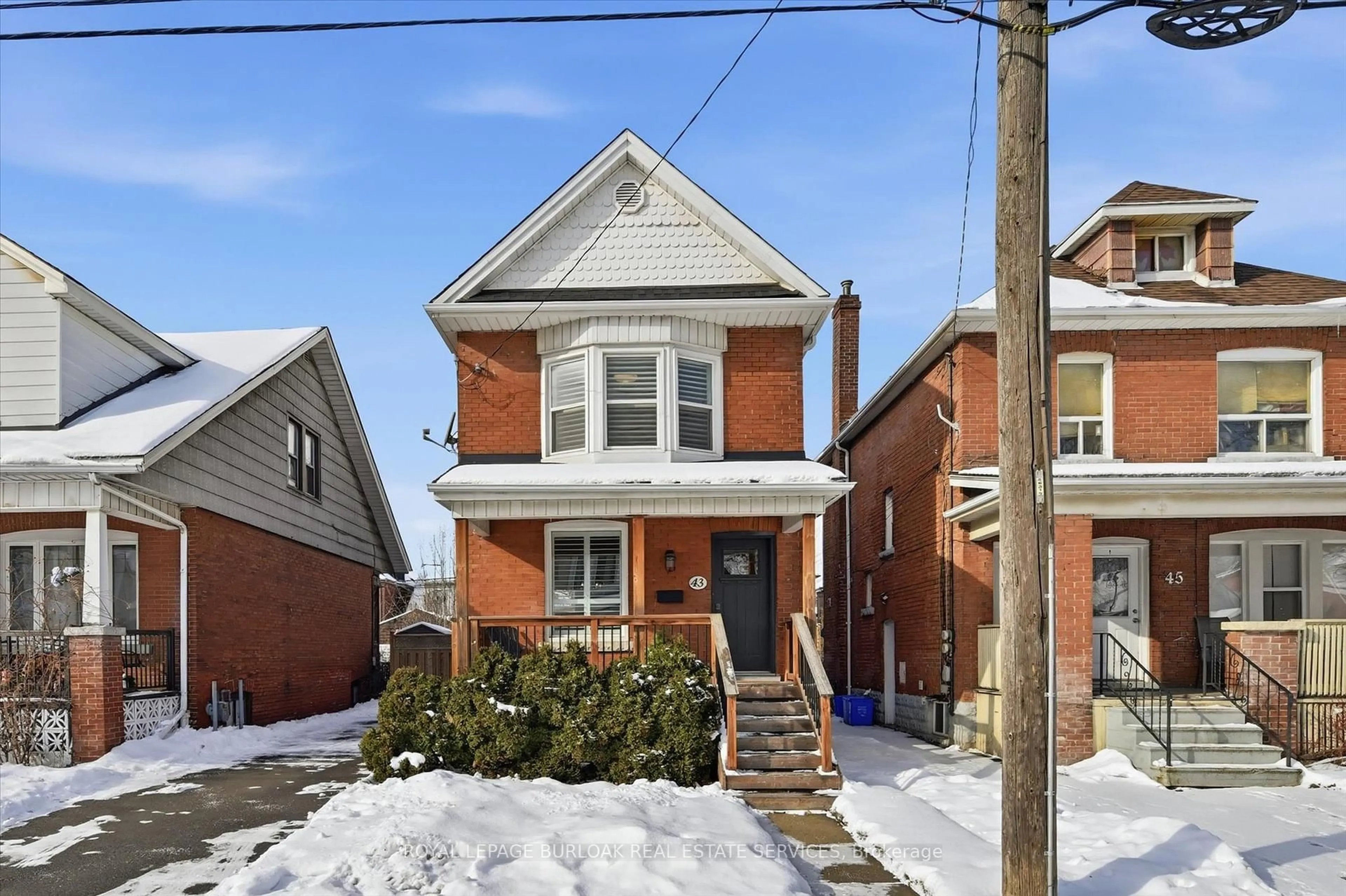 Home with brick exterior material, street for 43 Belview Ave, Hamilton Ontario L8L 7K7