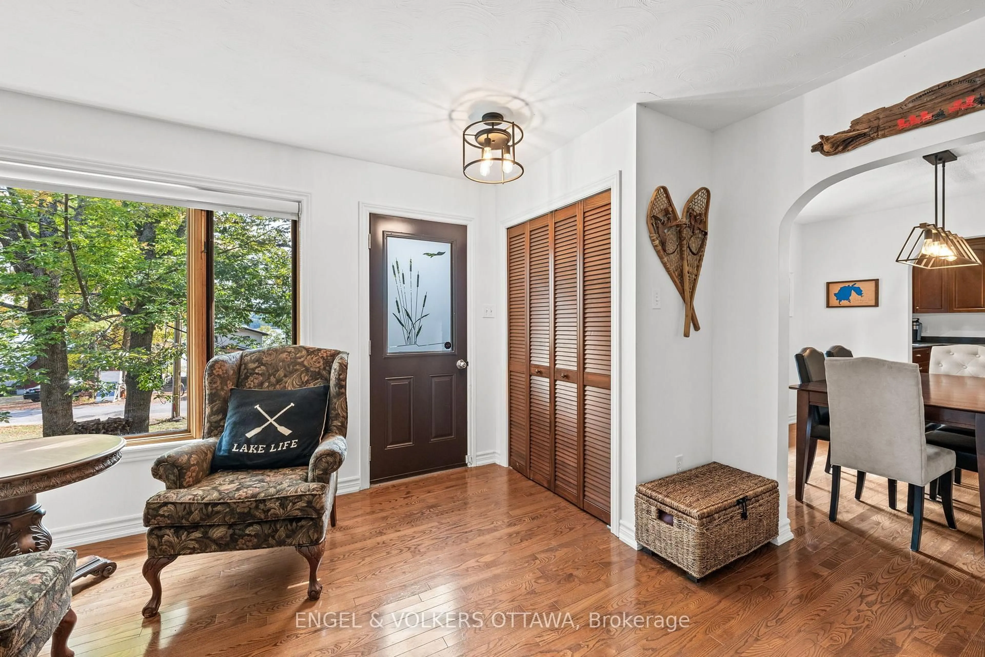 Indoor entryway for 329 Kennedy Rd, Calabogie Ontario K0J 1H0