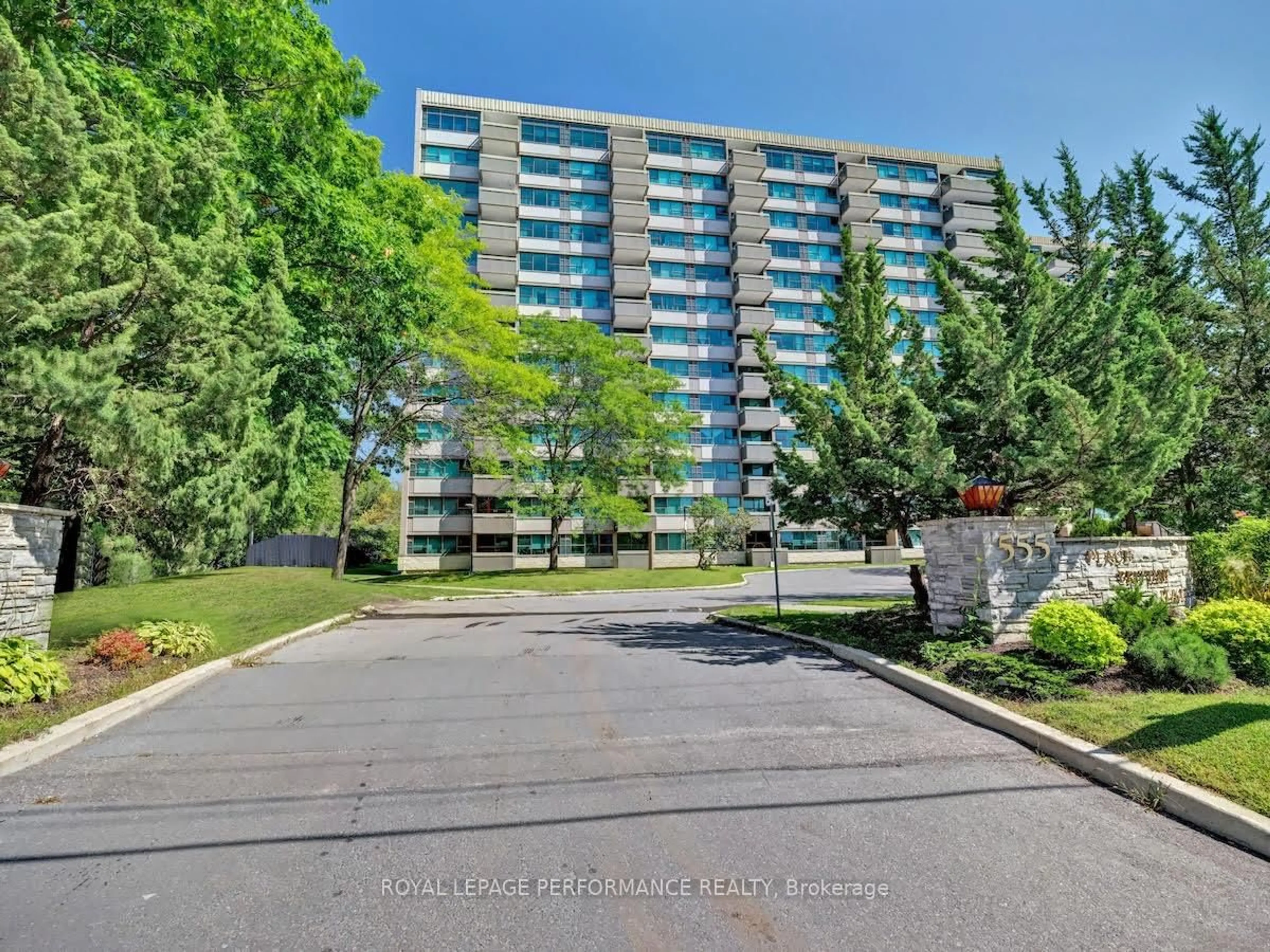 A pic from outside/outdoor area/front of a property/back of a property/a pic from drone, unknown for 555 Brittany Dr #303, Ottawa Ontario K1K 4C5