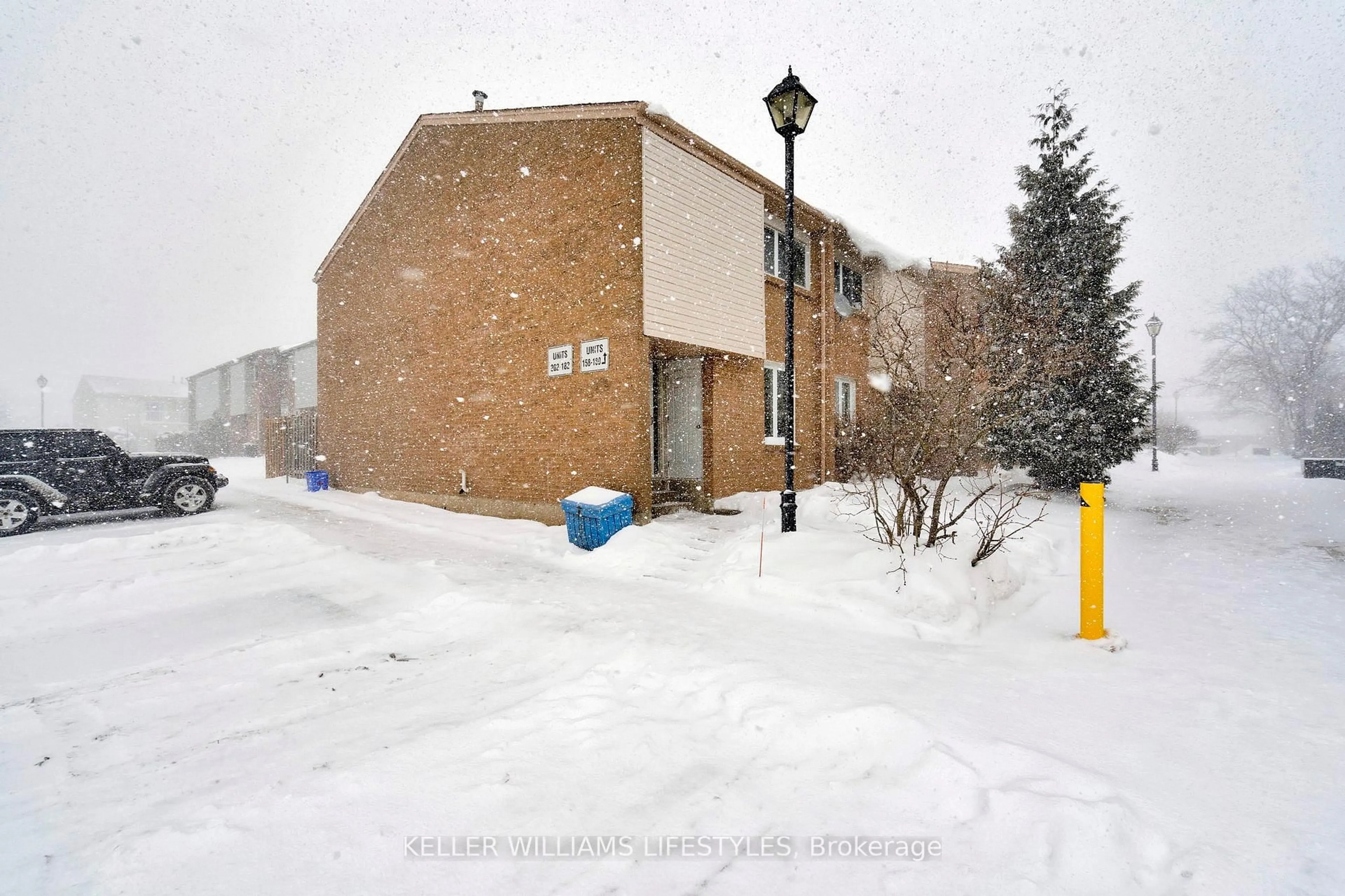 Patio, unknown for 500 Osgoode Dr #202, London South Ontario N6E 2G9