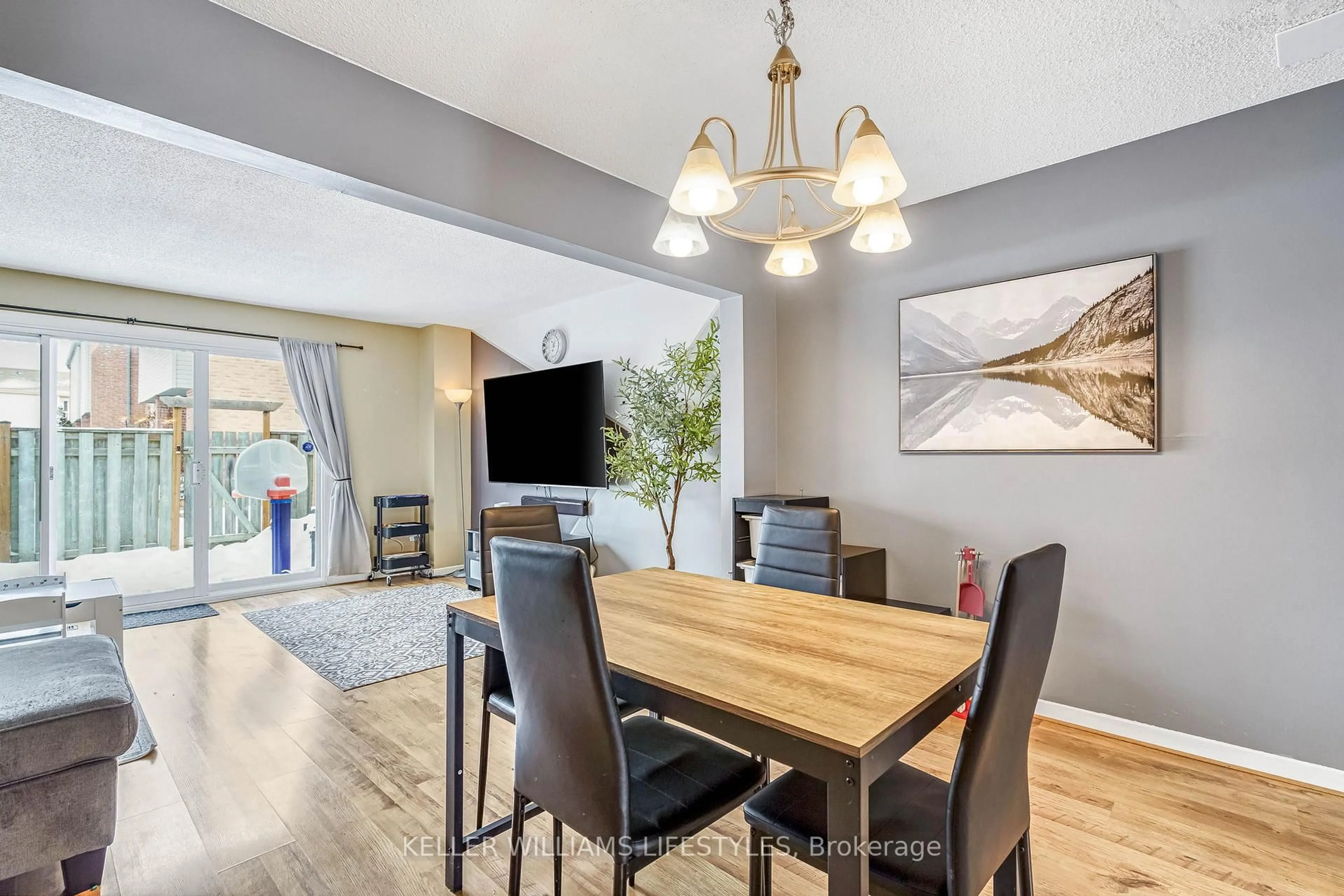 Dining room, unknown for 500 Osgoode Dr #202, London South Ontario N6E 2G9