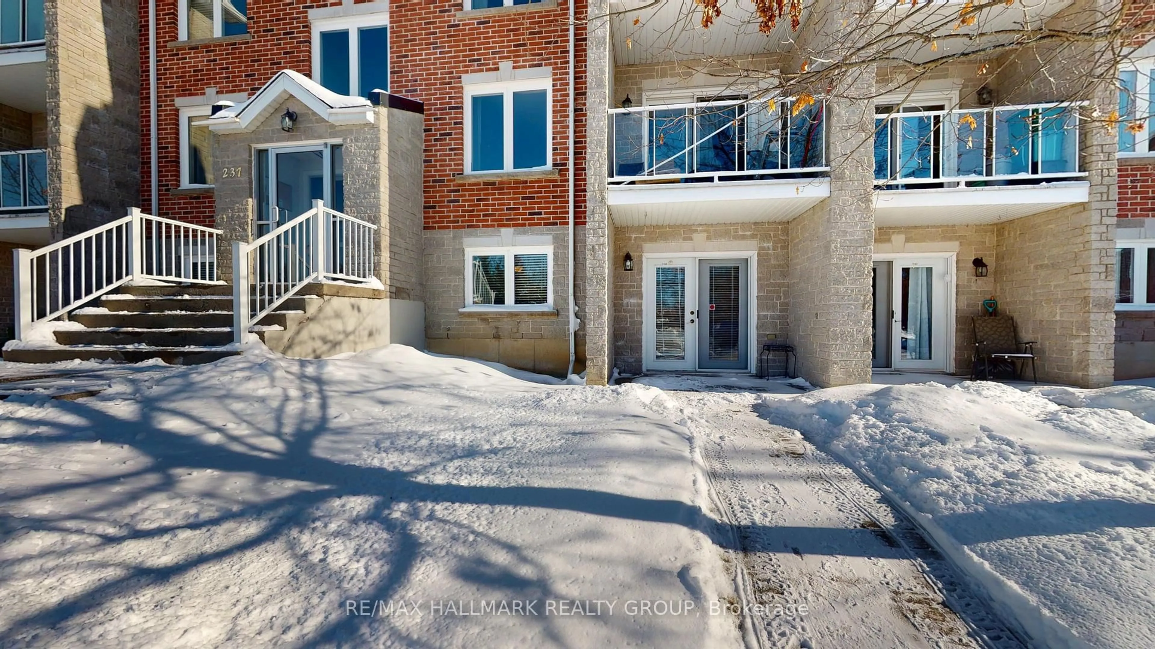 Unknown for 237 Oak St #1102, Gananoque Ontario K7G 2R5