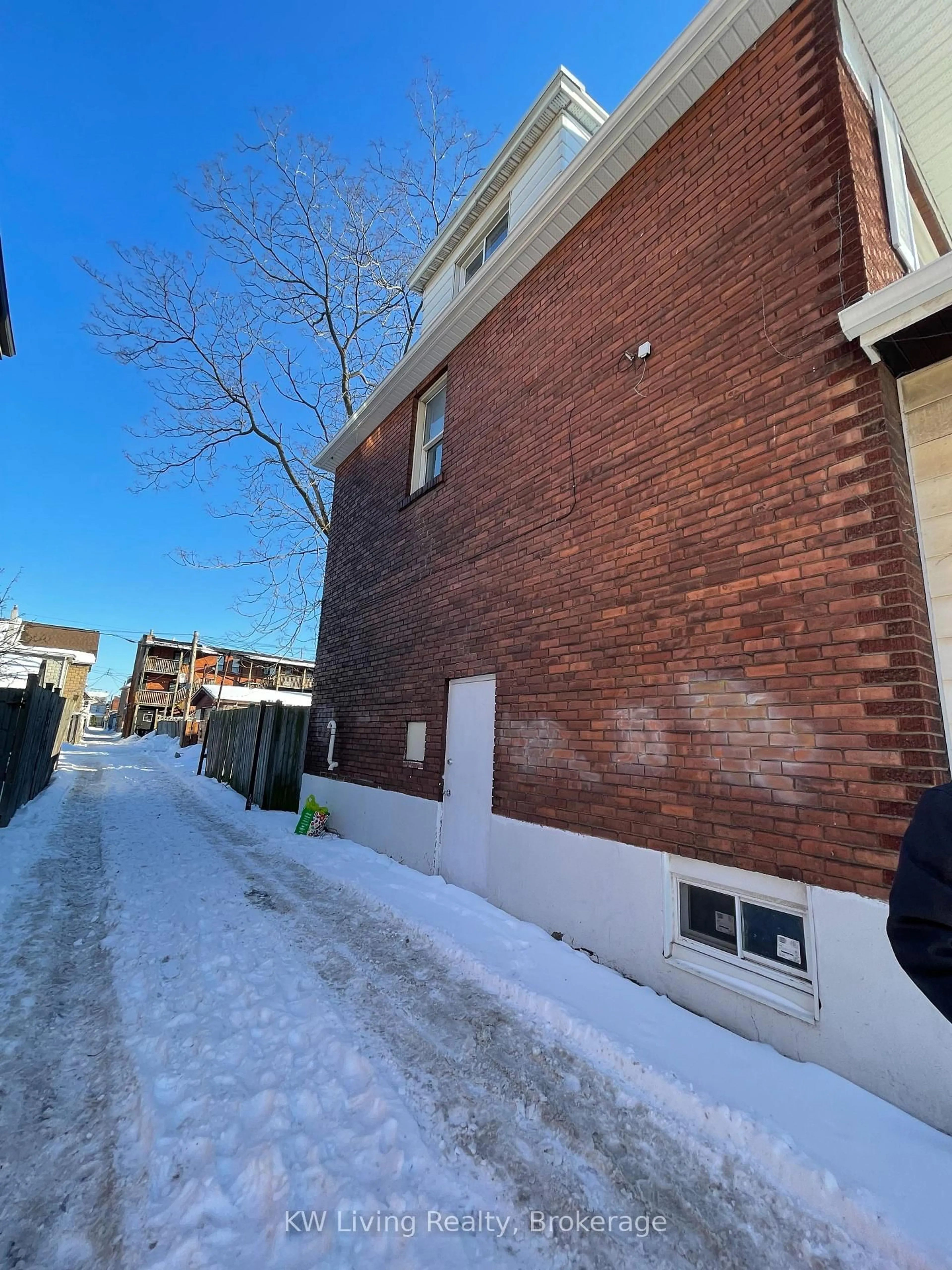 Home with brick exterior material, street for 54 Birch Ave, Hamilton Ontario L8L 6H7