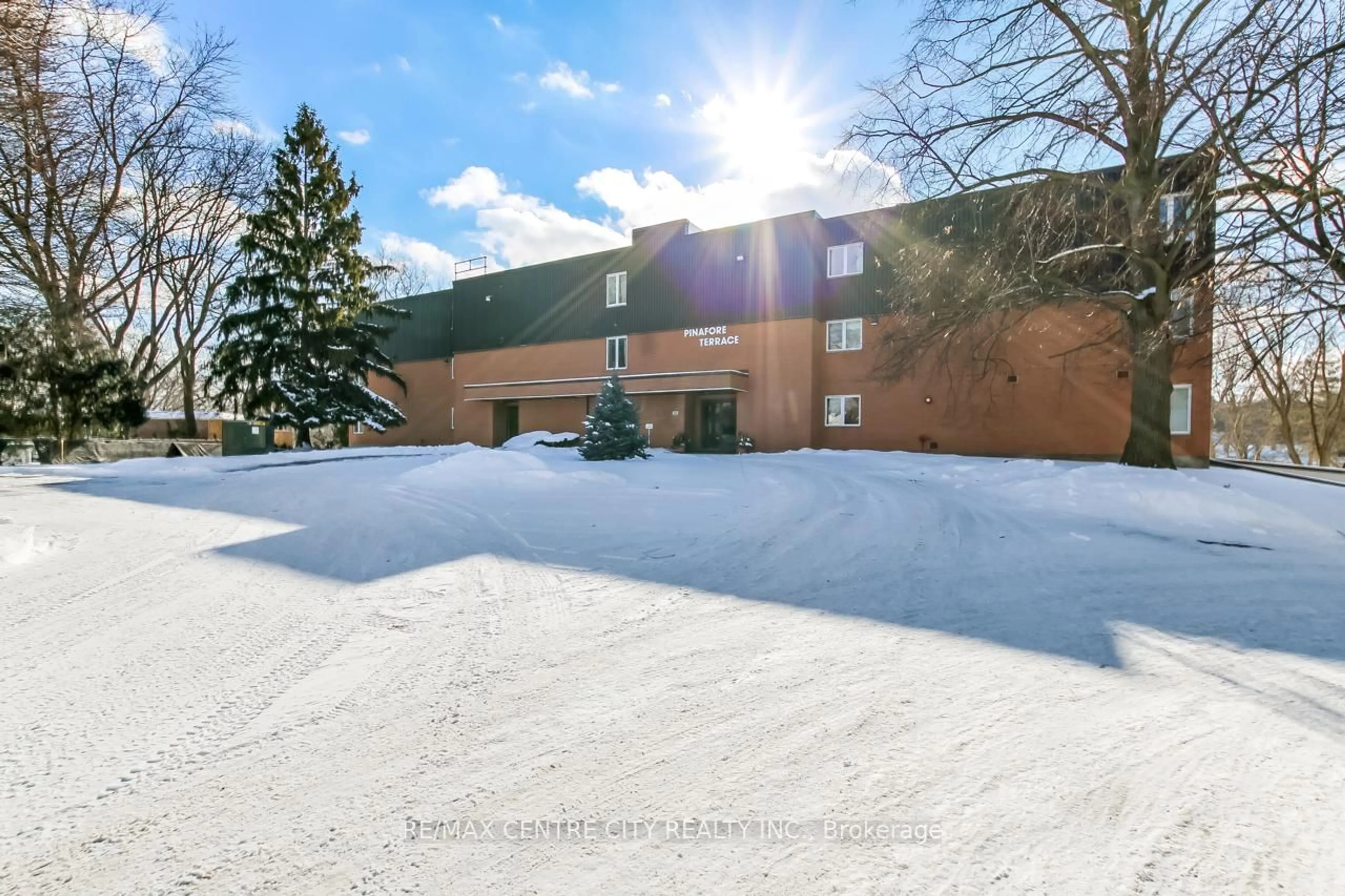 Unknown for 125 Elm St #11, St. Thomas Ontario N5R 1H9