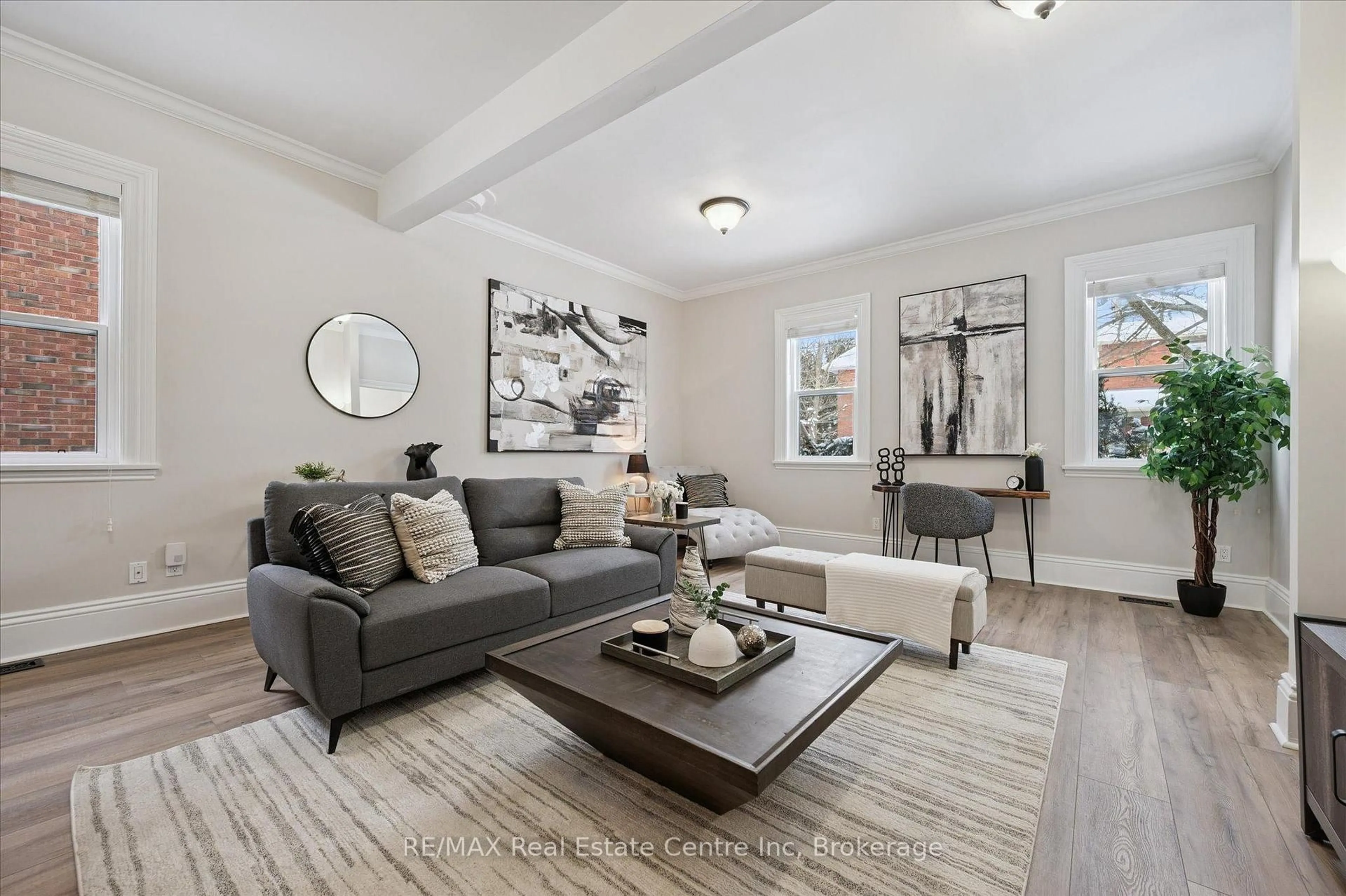 Living room with furniture, unknown for 64 Stuart St, Guelph Ontario N1E 4S5