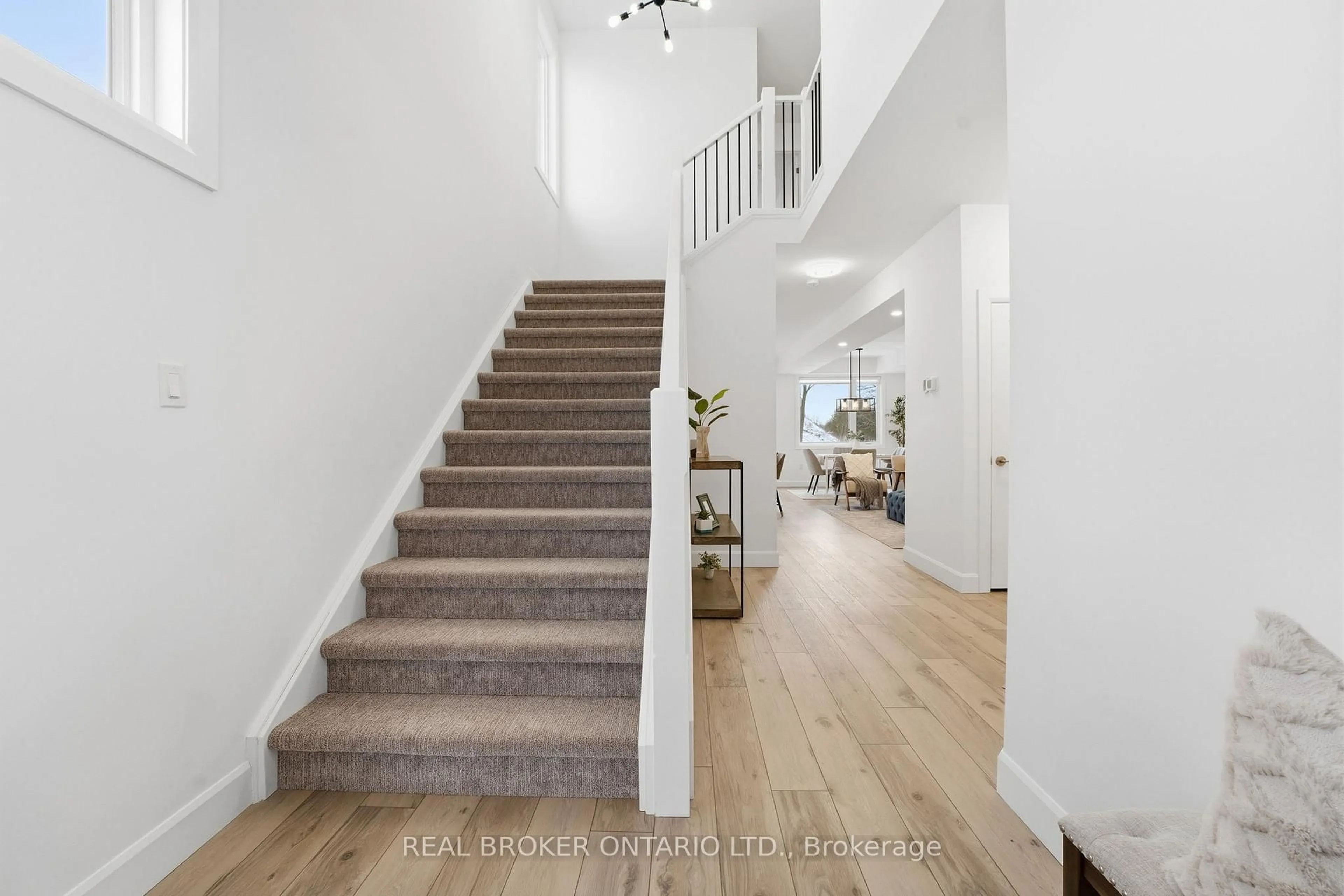 Unknown for 160B Concession St, Tillsonburg Ontario N4G 4G8